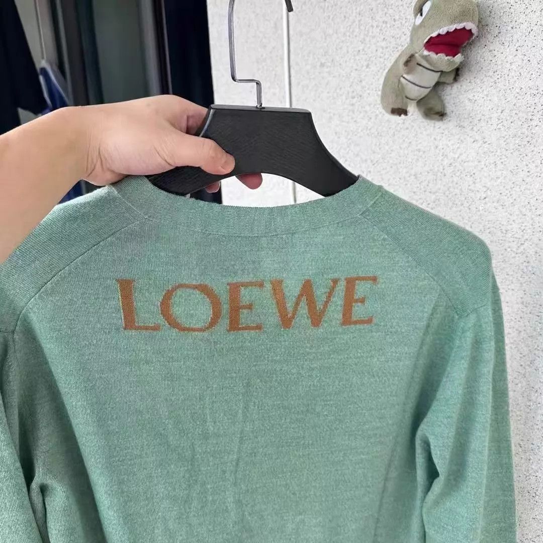 Loewe Loewe Howl's Moving Castle Dog Back Logo Cardigan S Size S / US 4 / IT 40 - 6 Thumbnail