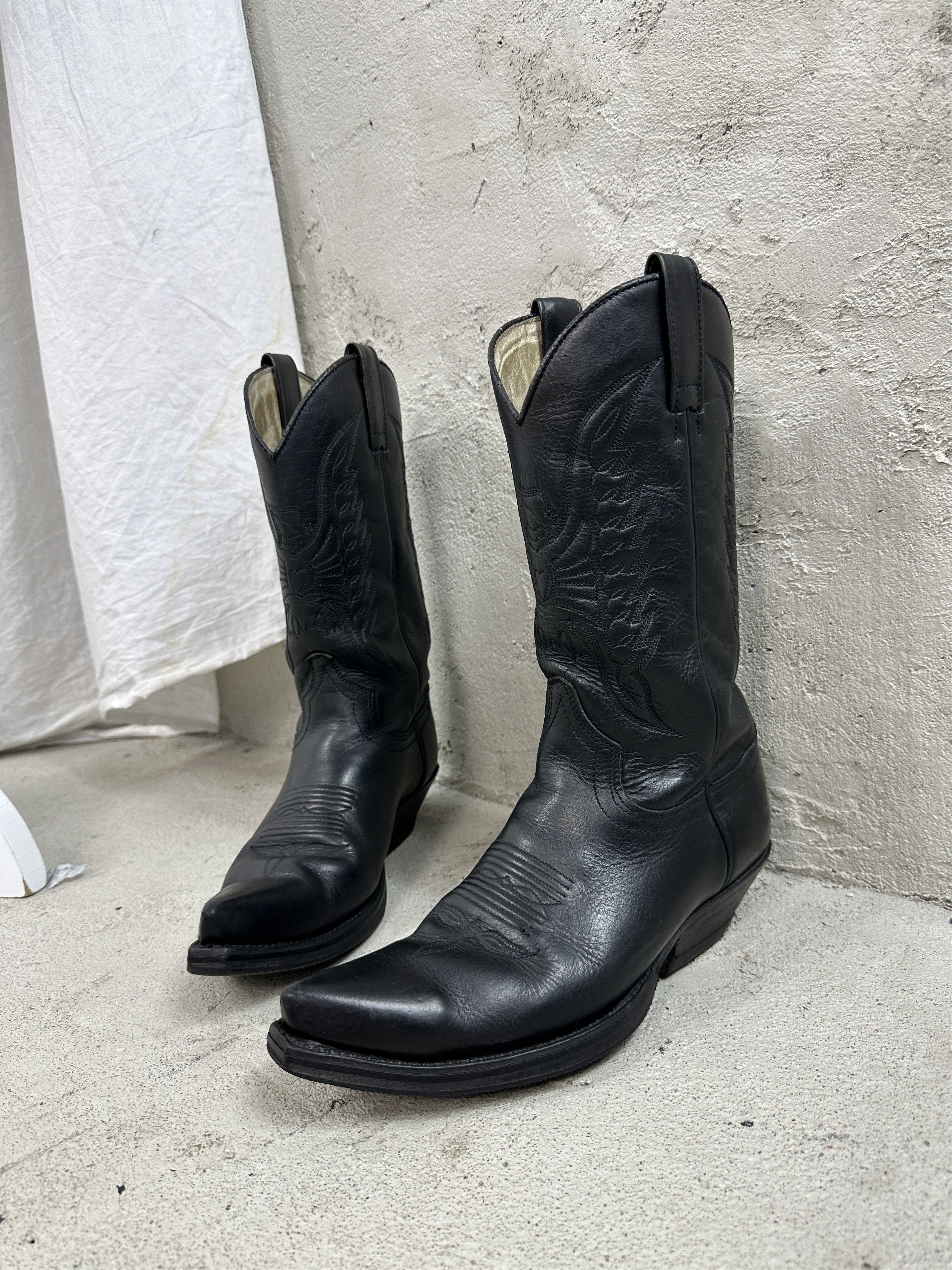 Sendra × Vintage Vintage Embossed Leather Sendra Cowboy Boots Size US 7 / IT 37 - 1 Thumbnail