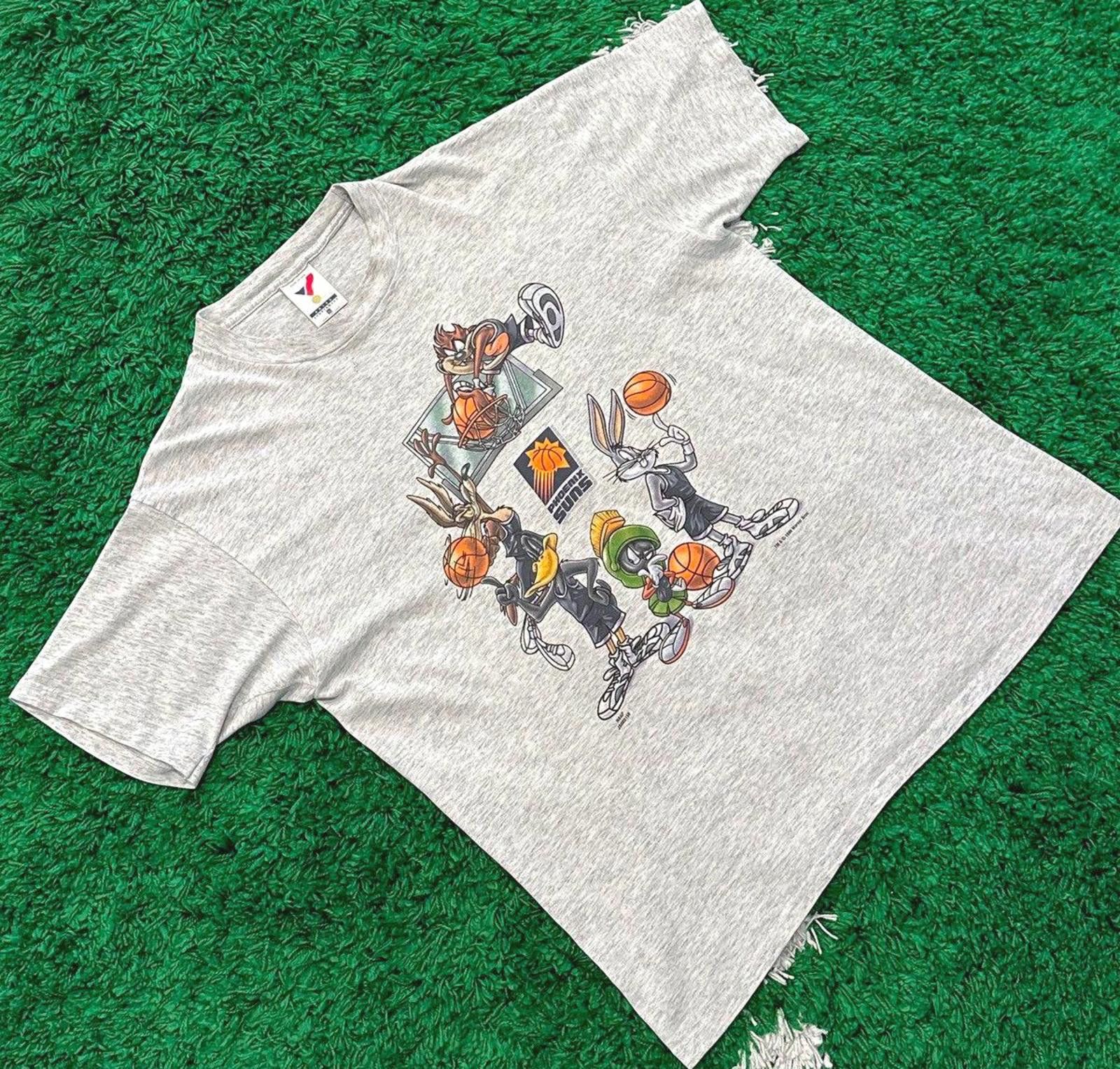 Vintage Vintage Phoenix Suns Looney Tunes Tee Size XL Size US XL / EU 56 / 4 - 1 Thumbnail