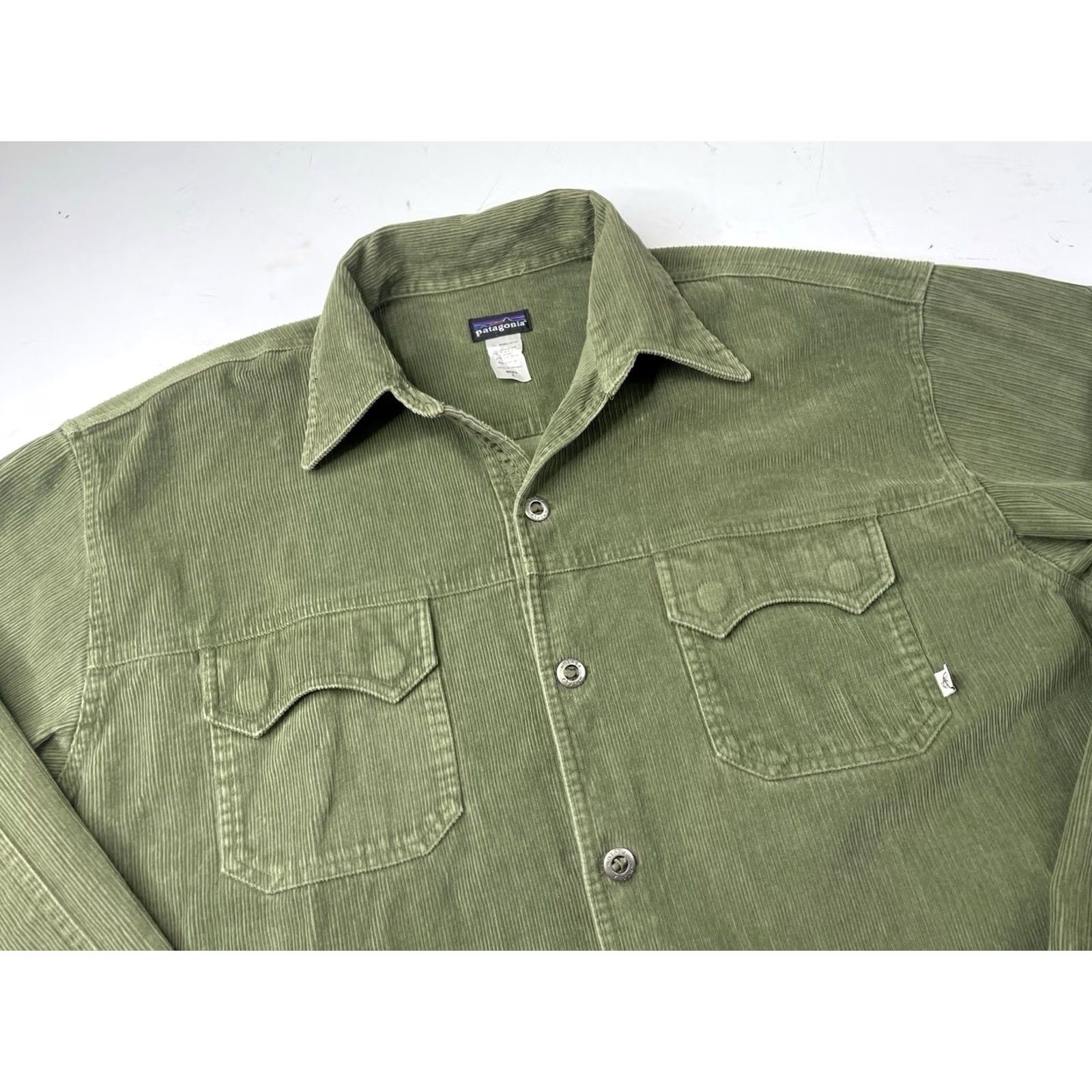Patagonia Vintage Patagonia Rhythm Corduroy Jacket Western Shacket Coat Mens Large Green Size US L / EU 52-54 / 3 - 2 Thumbnail