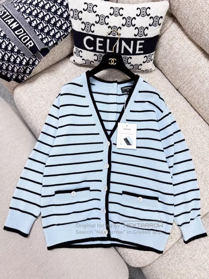 Chanel Chanel Black striped flying bird diamond button knitted ca Size XXS / US 00 / IT 34 - 2 Thumbnail