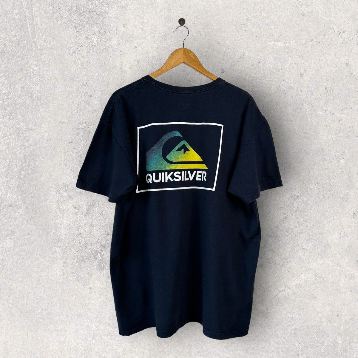Quiksilver Vintage QUIKSILVER Surf Big Logo T Shirt Size US XL / EU 56 / 4 - 2 Thumbnail
