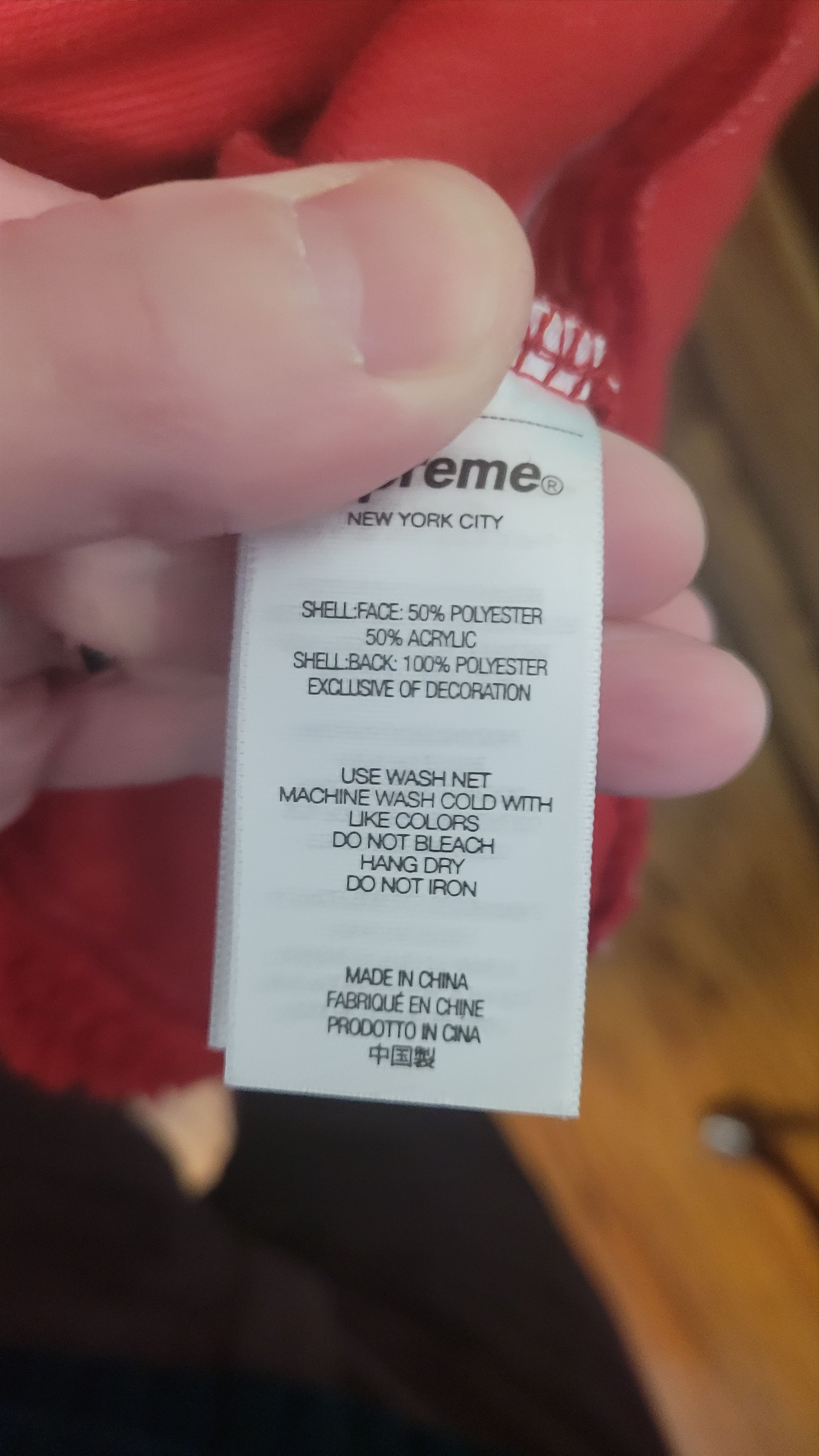 Supreme AUTHENTIC SUPREME SHOULDER LOGO RED FLEECE JACKET SZ MEDIUM Size US M / EU 48-50 / 2 - 7 Thumbnail