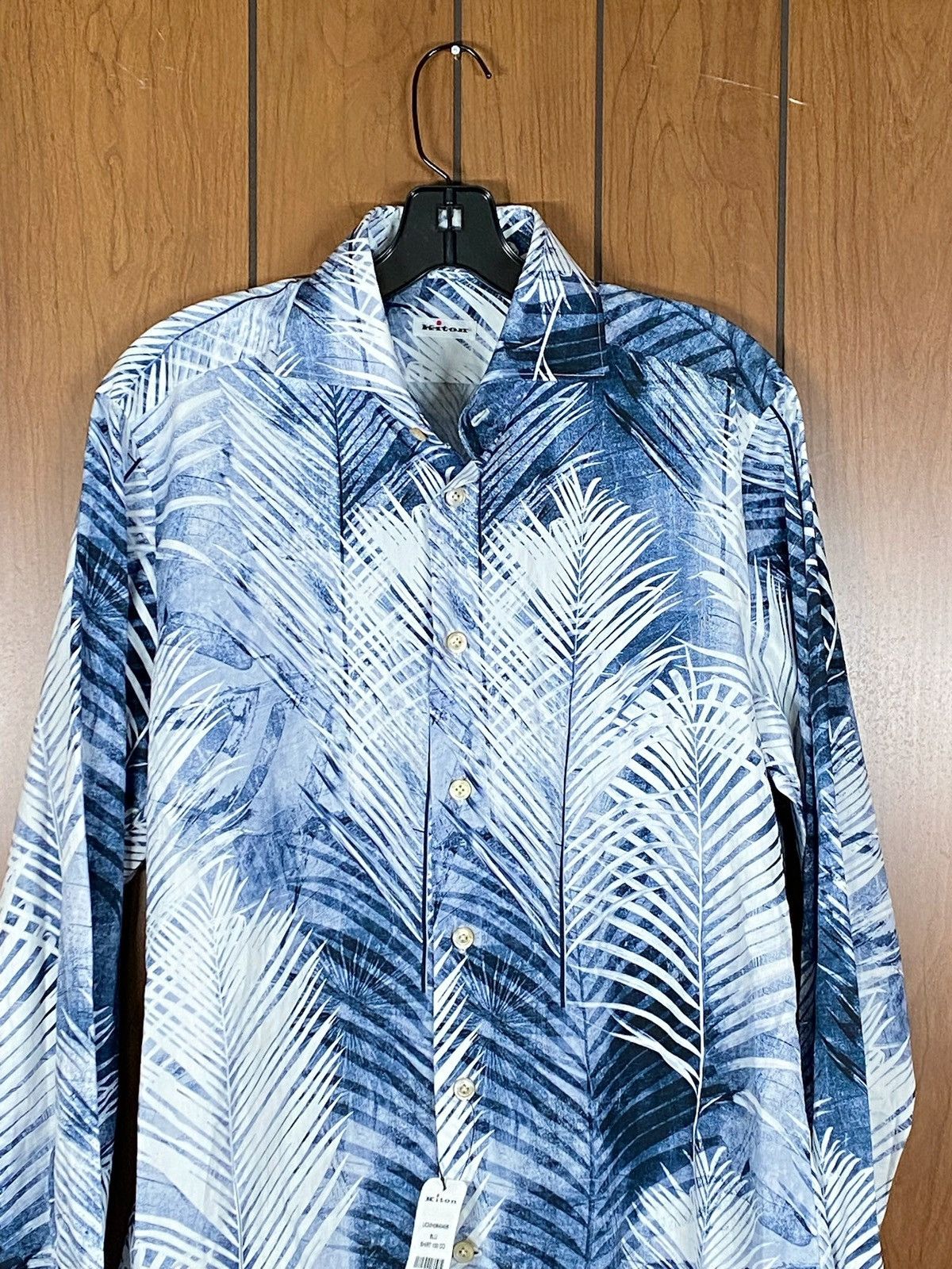 Kiton Kiton Palm Tree Print Button-Up Shirt size 39/15.5 Size US M / EU 48-50 / 2 - 6 Thumbnail