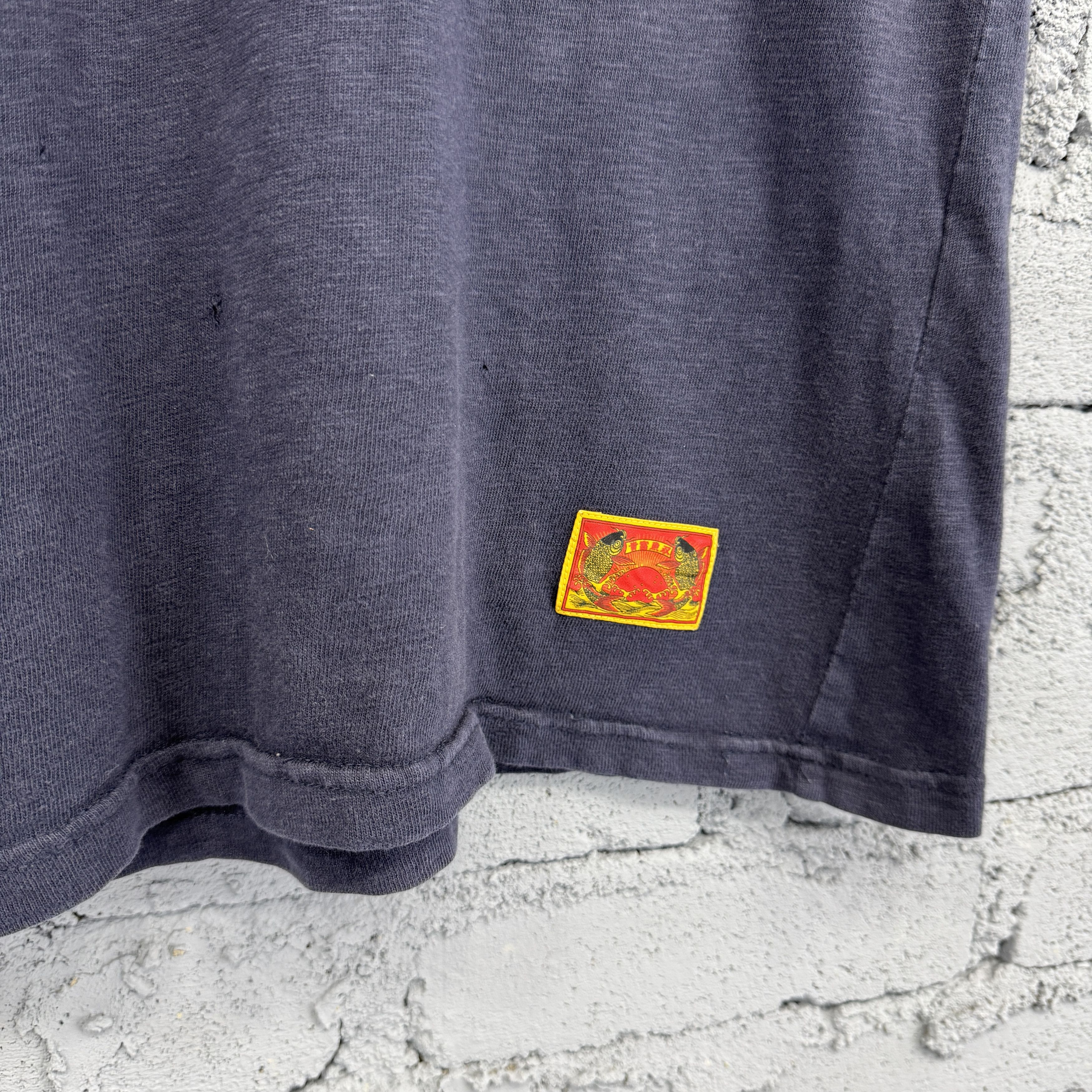 Vintage Vintage Acid Wash White Graphic Print Sunfaded Tshirt Size US L / EU 52-54 / 3 - 5 Thumbnail