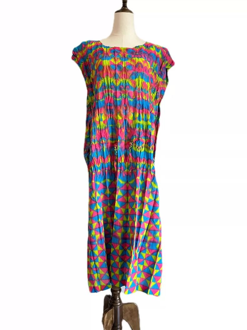 Issey Miyake Issey Miyake size:3 Kaleidoscope rainbow dress Size M / US 6-8 / IT 42-44 - 2 Thumbnail