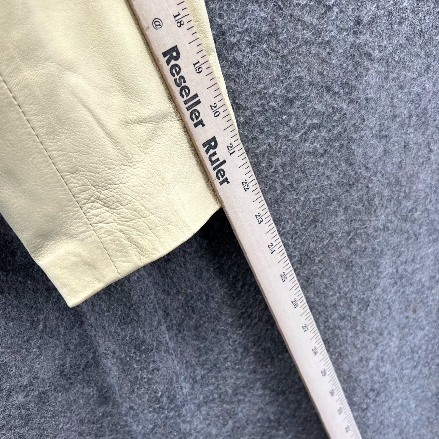 Vintage Maus & Hoffman Leather Jacket Women 10 Yellow Zip Front Pockets Italy Leather Lining Solid Vintage No Size L / US 10 / IT 46 - 4 Thumbnail