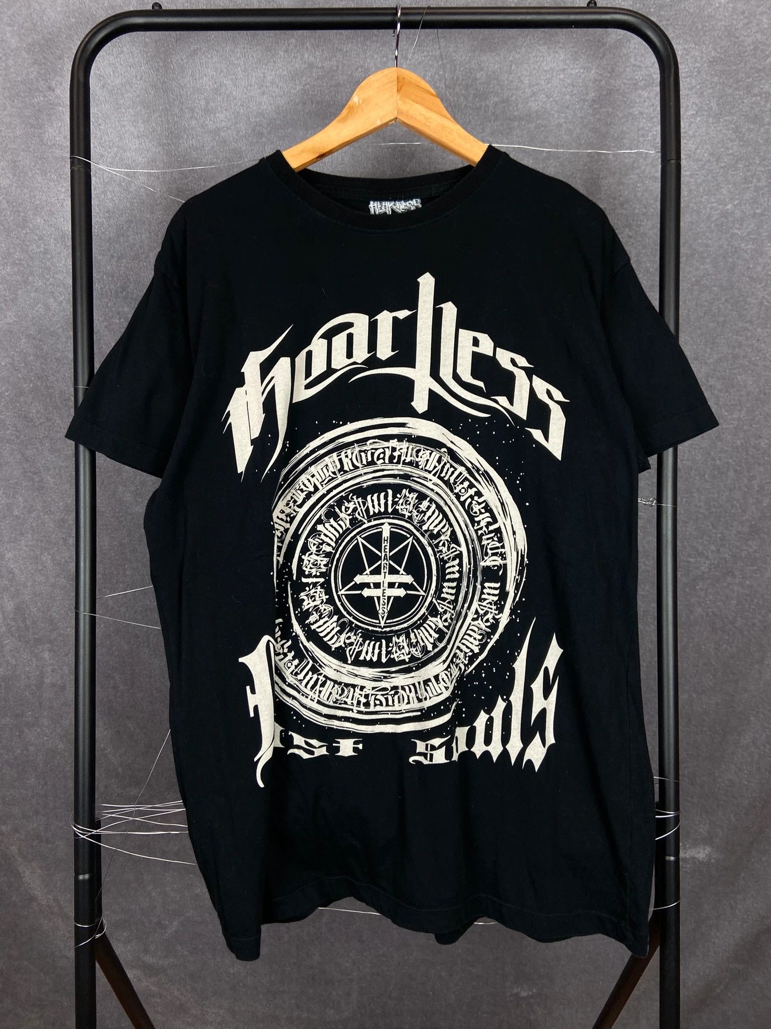 Affliction Fearless "Lost Souls" Gothic Spell Tee XL Size US XL / EU 56 / 4 - 1 Thumbnail
