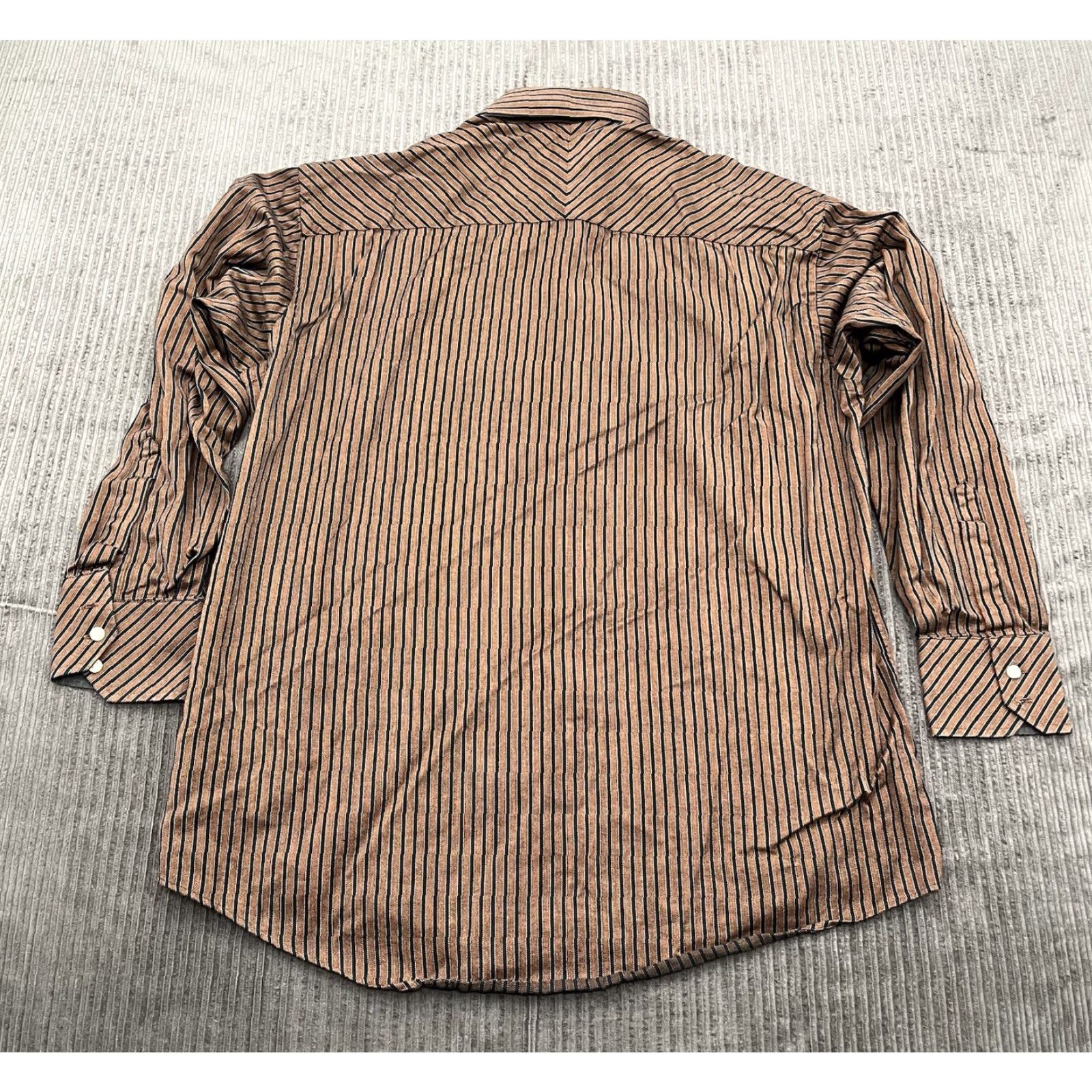 Ted Baker Ted Baker Long Sleeve Button-Up Shirt Men 16 Multicolor Striped Casual Formal Button-Down Collar Brown Black Size US L / EU 52-54 / 3 - 2 Thumbnail