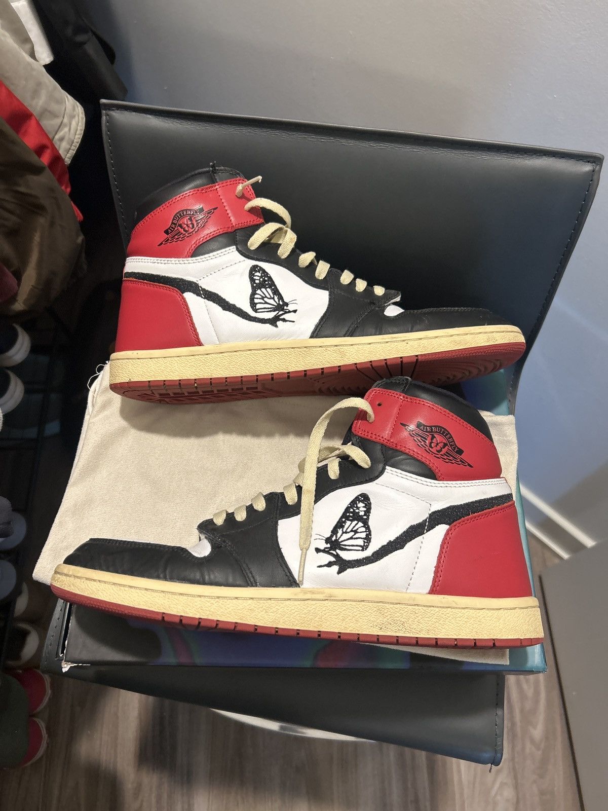 AMAC Studios BUTTERFLY HIGH ‘85 Size US 13 / EU 46 - 1 Thumbnail
