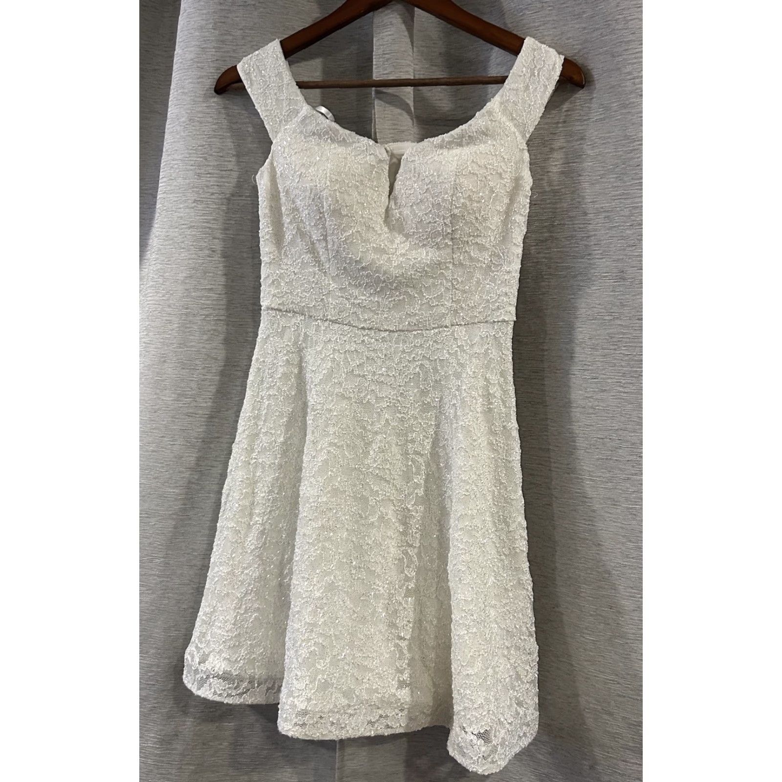 Vintage City Triangles Mini Dress White 4 Women Sleeveless Dress Short Wedding Beach Bridal Shower Womens 30in 14in Pit to Pit Size S / US 4 / IT 40 - 2 Thumbnail