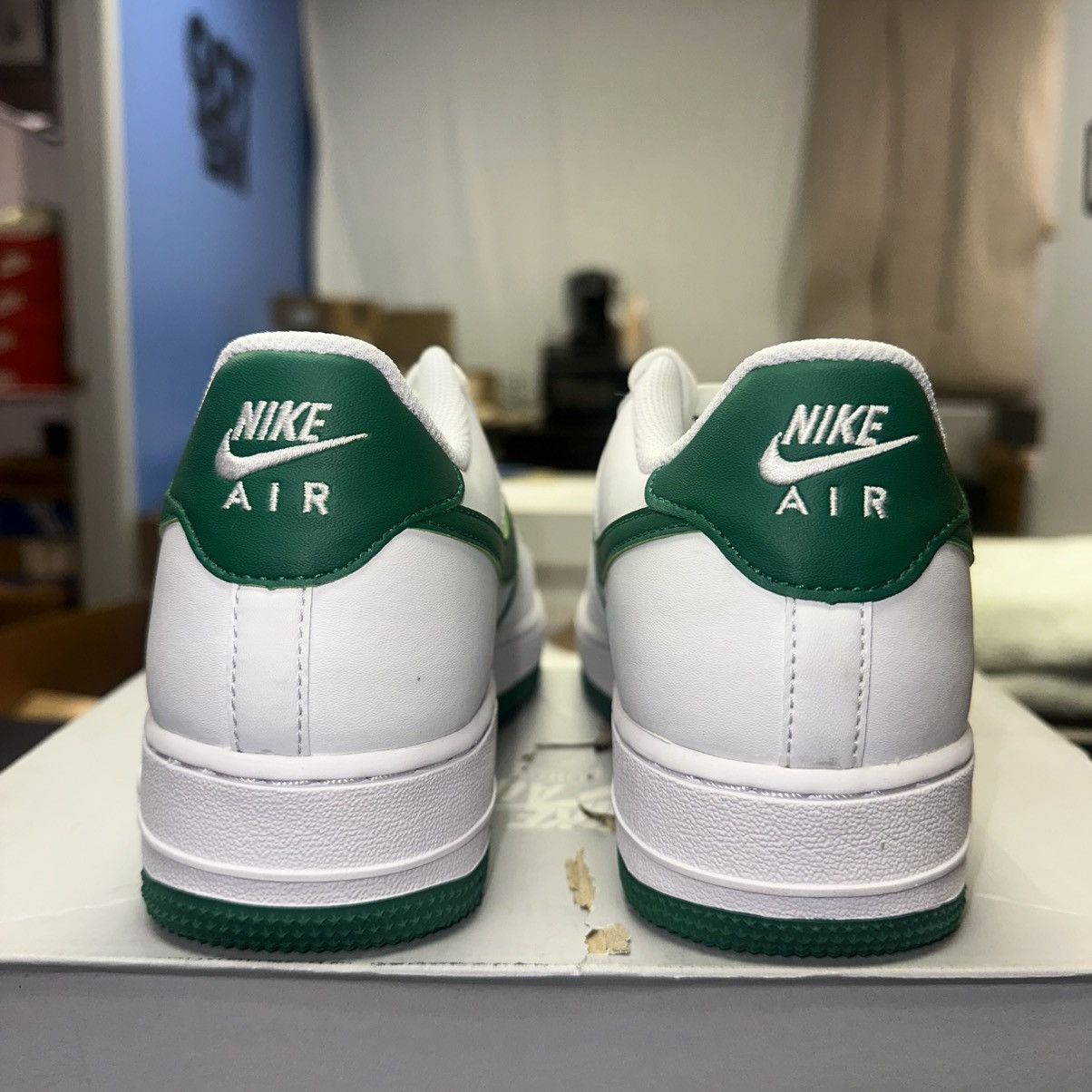 Nike Size 8W (6.5Y) - Nike Air Force 1 GS “White Malachite" Size US 8 / IT 38 - 4 Thumbnail