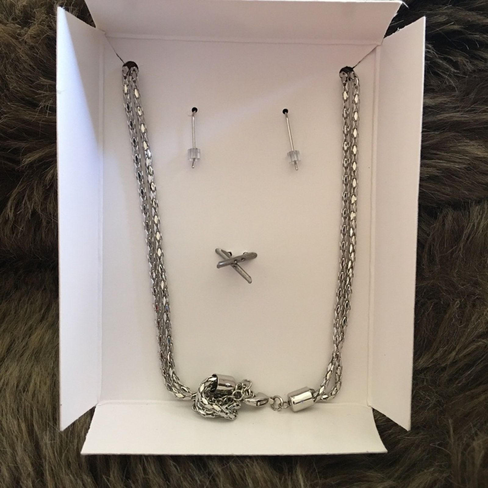 Jewelry East 5th silver with chrome gem jewelry boxed set Size ONE SIZE - 10 Thumbnail