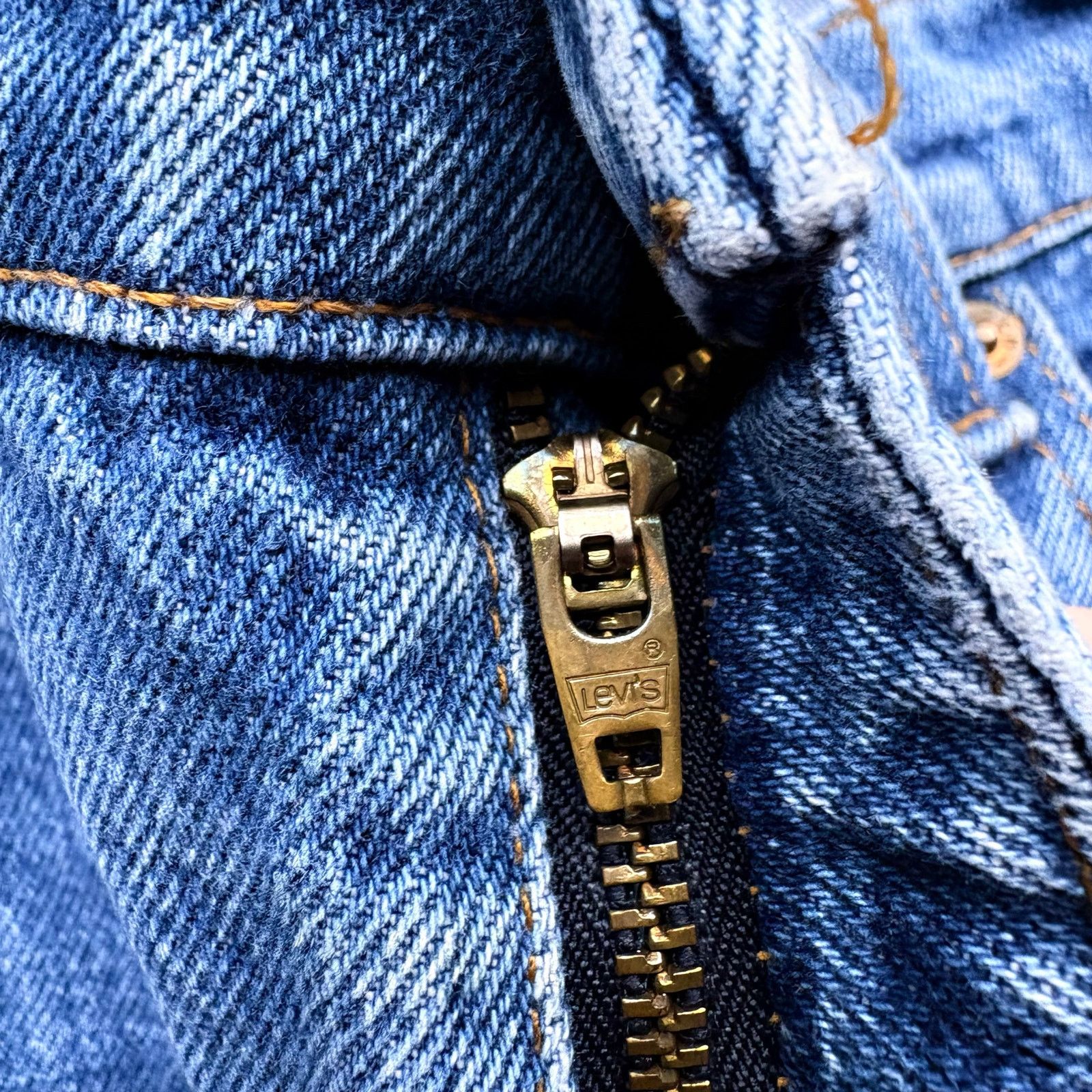 Levi's × Vintage Beautiful Vintage Levis Blue Jeans Size US 36 / EU 52 - 4 Thumbnail