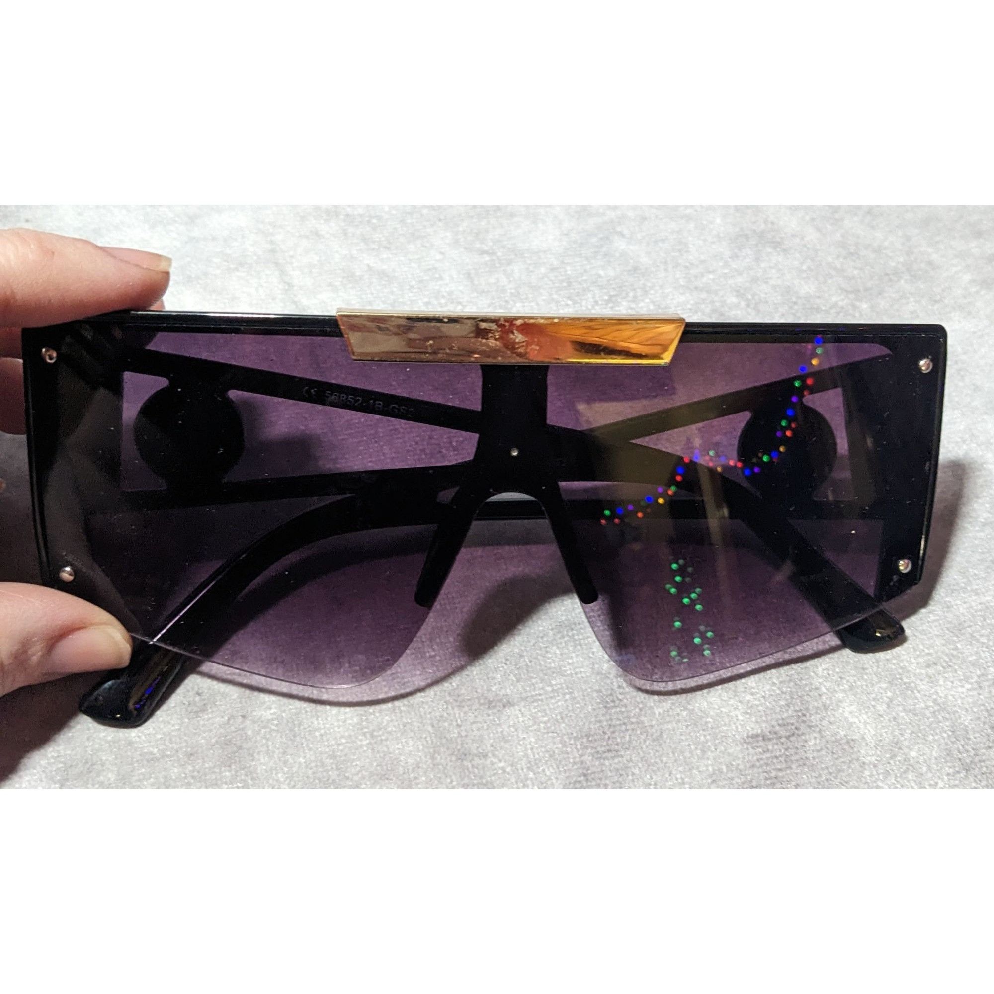 Other Black And Gold Chunky Futuristic Shield Lens Sunglasses Size ONE SIZE - 6 Thumbnail