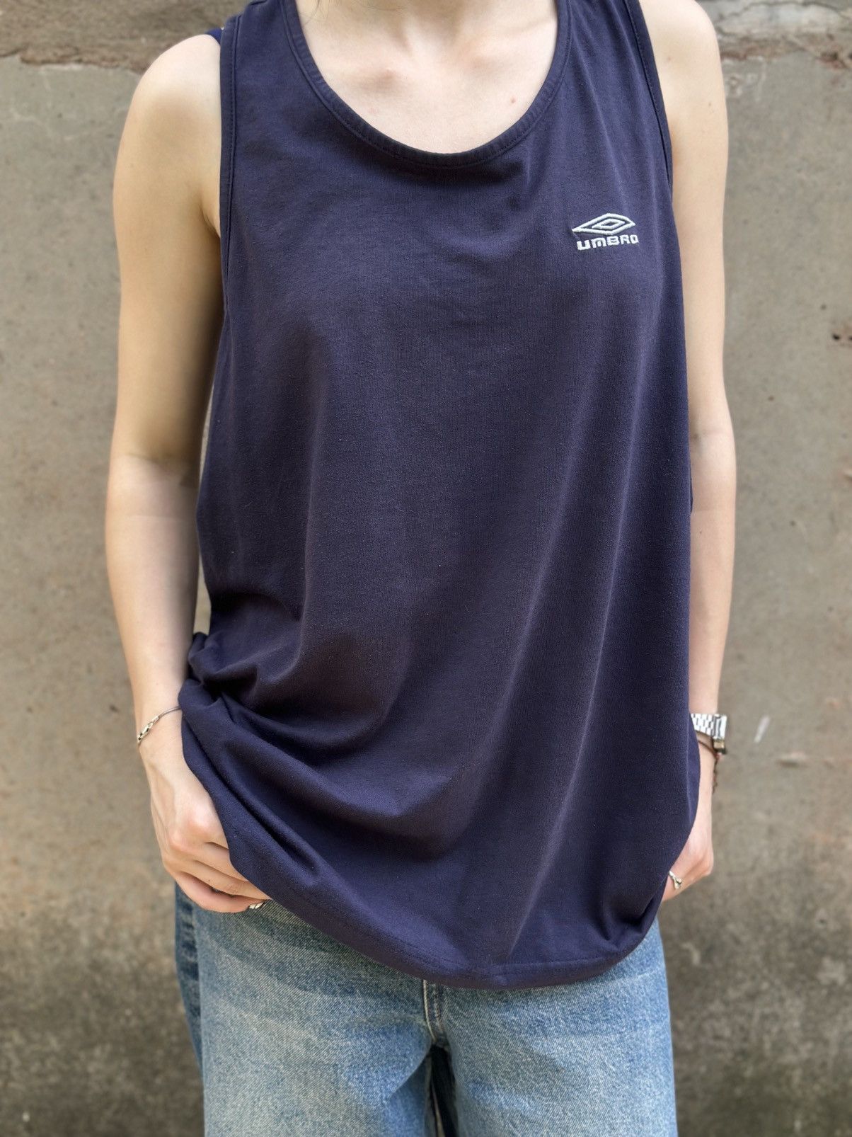 Umbro VTG Umbro Tank Top Sleeves Size XXL Dark Blue Y2K 00s USA Size US XXL / EU 58 / 5 - 3 Thumbnail
