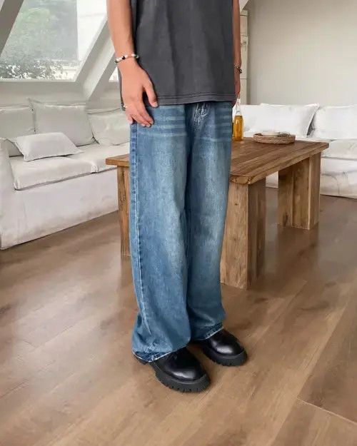 Jean Retro Straight Cut Washed Jeans Size US 30 / EU 46 - 1 Thumbnail