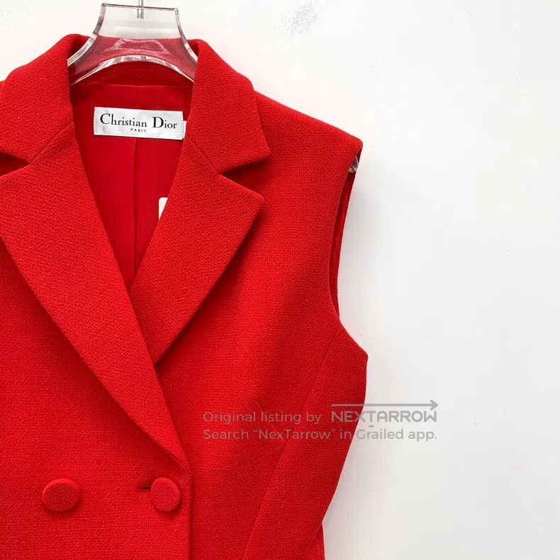 Dior Dior Red wool lapel double-breasted sleeveless vest jacket Size XS / US 0-2 / IT 36-38 - 3 Thumbnail
