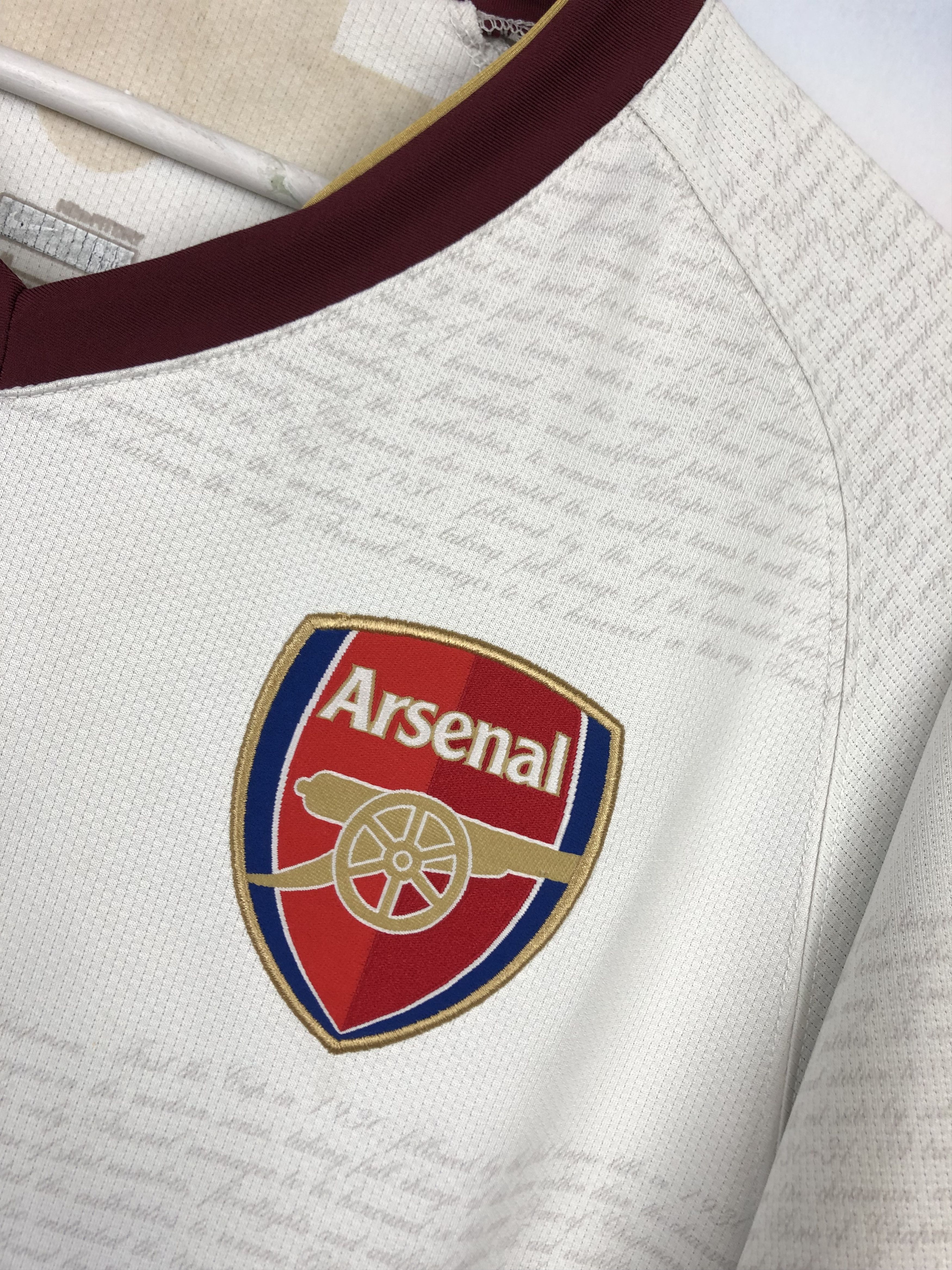 Nike Arsenal football shirt Soccer Nike Jersey Trikot Tee Hype Size US M / EU 48-50 / 2 - 4 Thumbnail