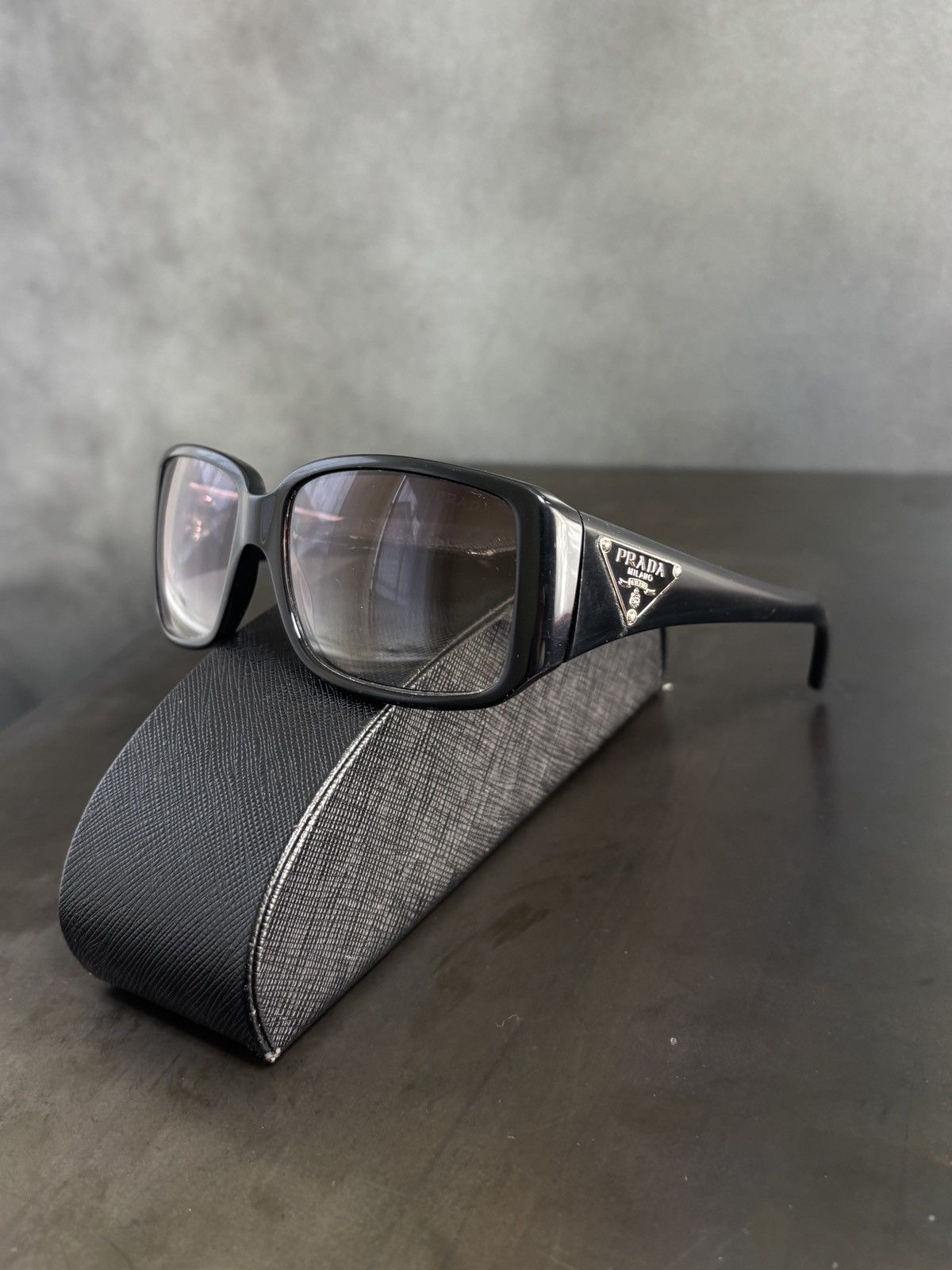 Y2K Prada Sunglasses SPR16L Triangle Logo Case 2000s Vintage