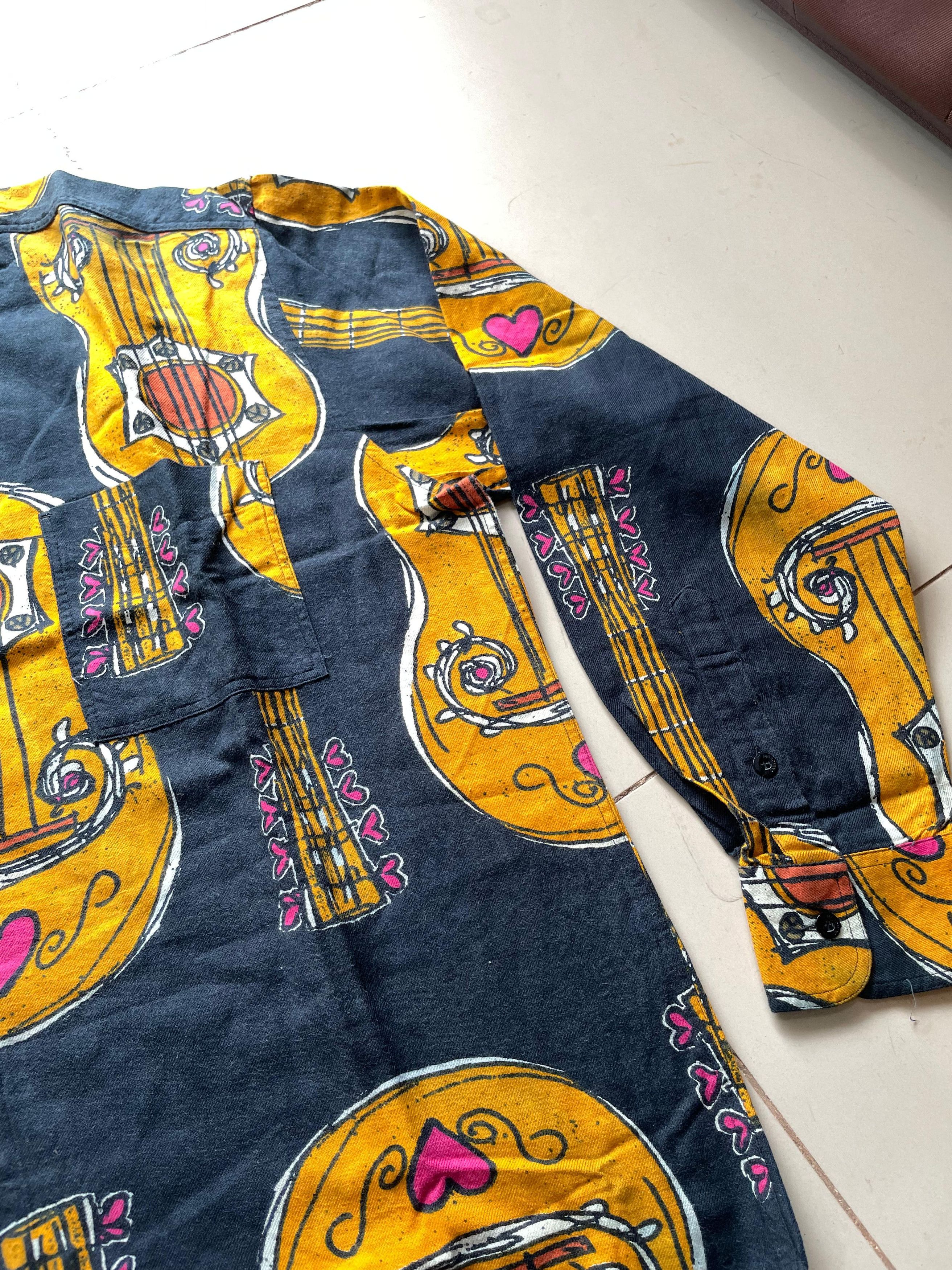 Moschino × Vintage Vintage Rare Moschino Picasso Guitar printed Size US L / EU 52-54 / 3 - 5 Thumbnail