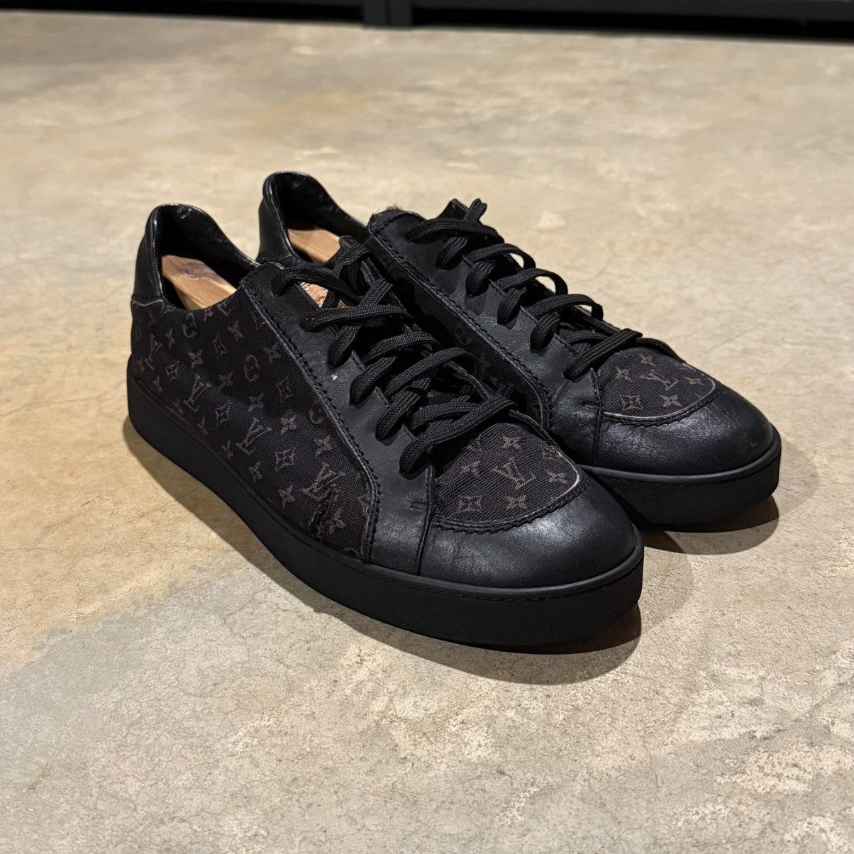 Louis Vuitton Vintage 2000s Louis Vuitton Monogram Skate Sneakers US 11 Size US 11 / EU 44 - 12 Thumbnail