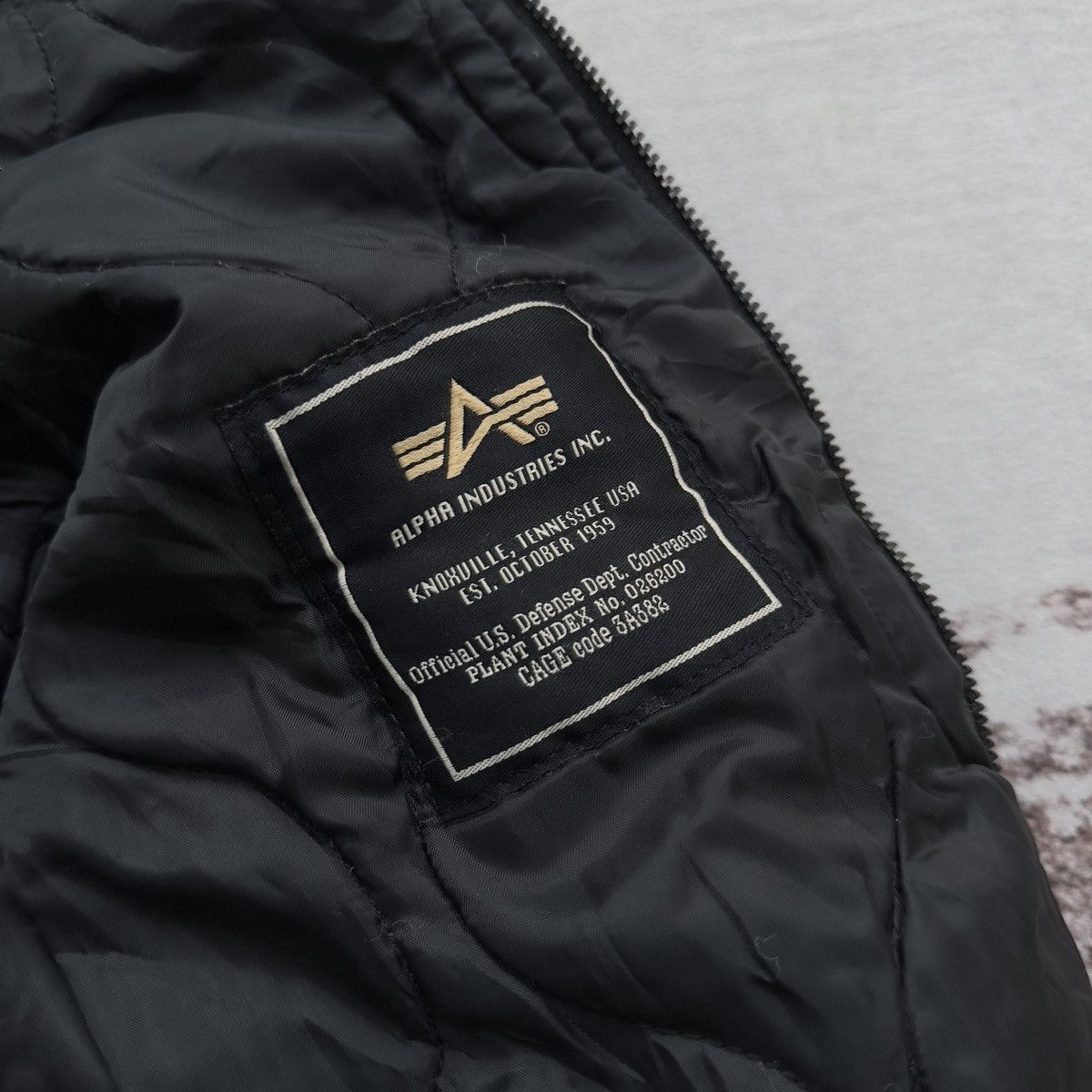 Alpha Industries VINTAGE ALPHA INDUSTRIES HOODED M65 FISHTAIL PARKA JACKET Size XS / US 0-2 / IT 36-38 - 13 Thumbnail