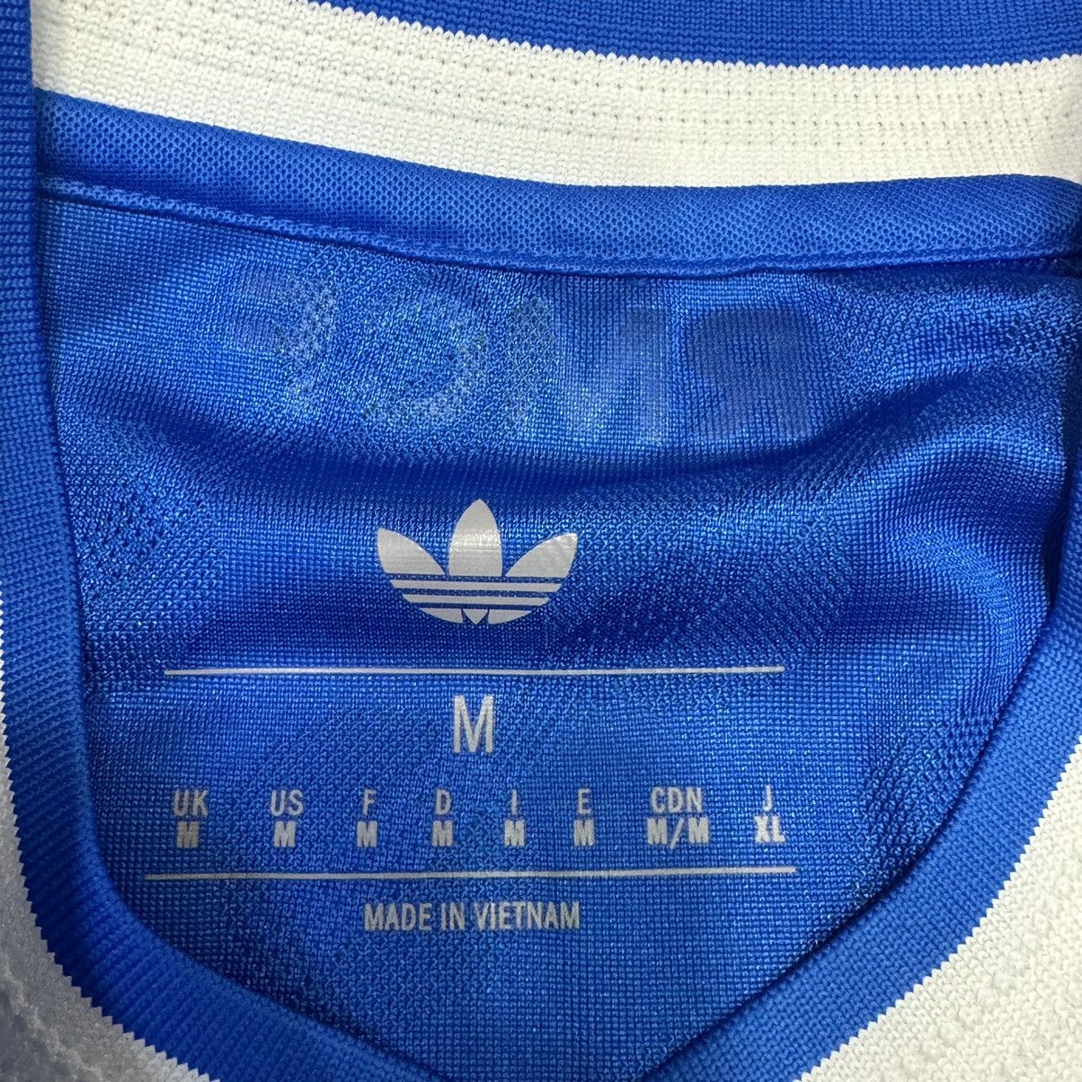 Adidas Real Madrid 25/26 player issue third away #8 Valverde Size US M / EU 48-50 / 2 - 8 Thumbnail
