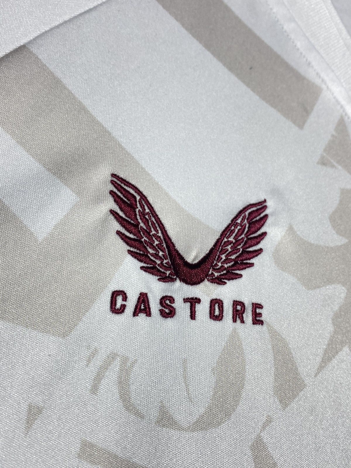 Other Aston Villa Castore Jersey t-shirts size S Size US XL / EU 56 / 4 - 6 Thumbnail