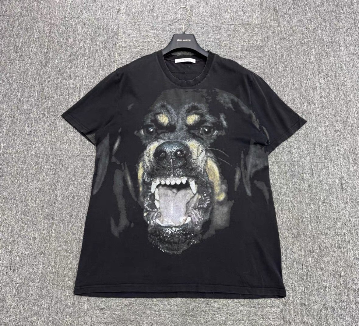 Givenchy Givenchy Short sleeve Size US XL / EU 56 / 4 - 1 Thumbnail