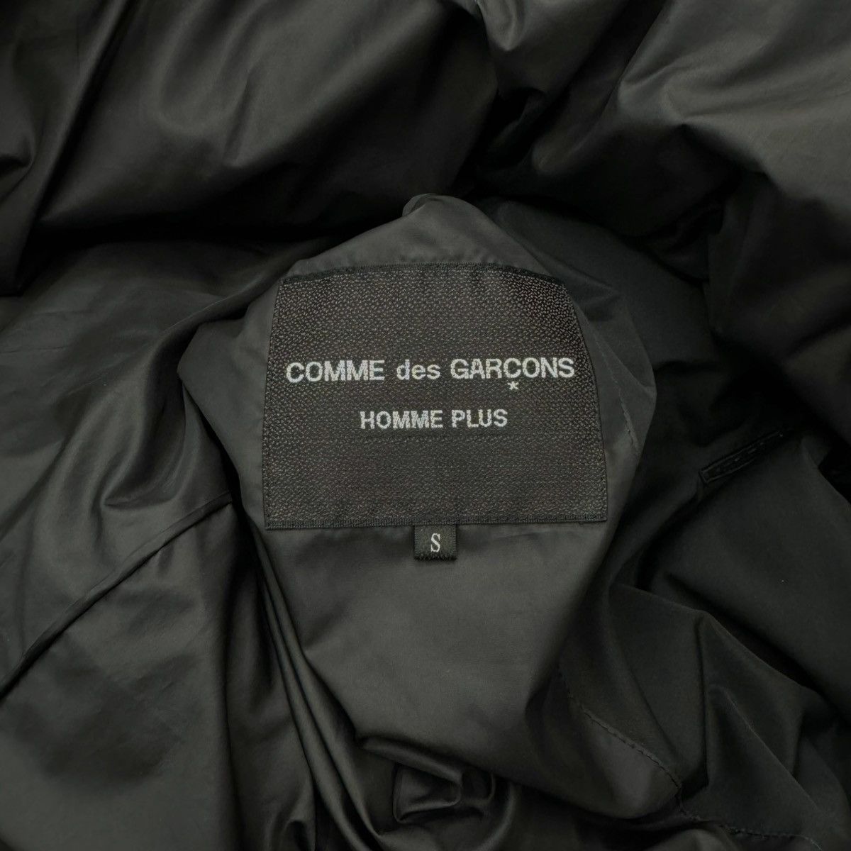Comme des Garcons Homme Plus CDG Homme Plus AW03 Double-breasted Padded Coat Size US S / EU 44-46 / 1 - 8 Thumbnail