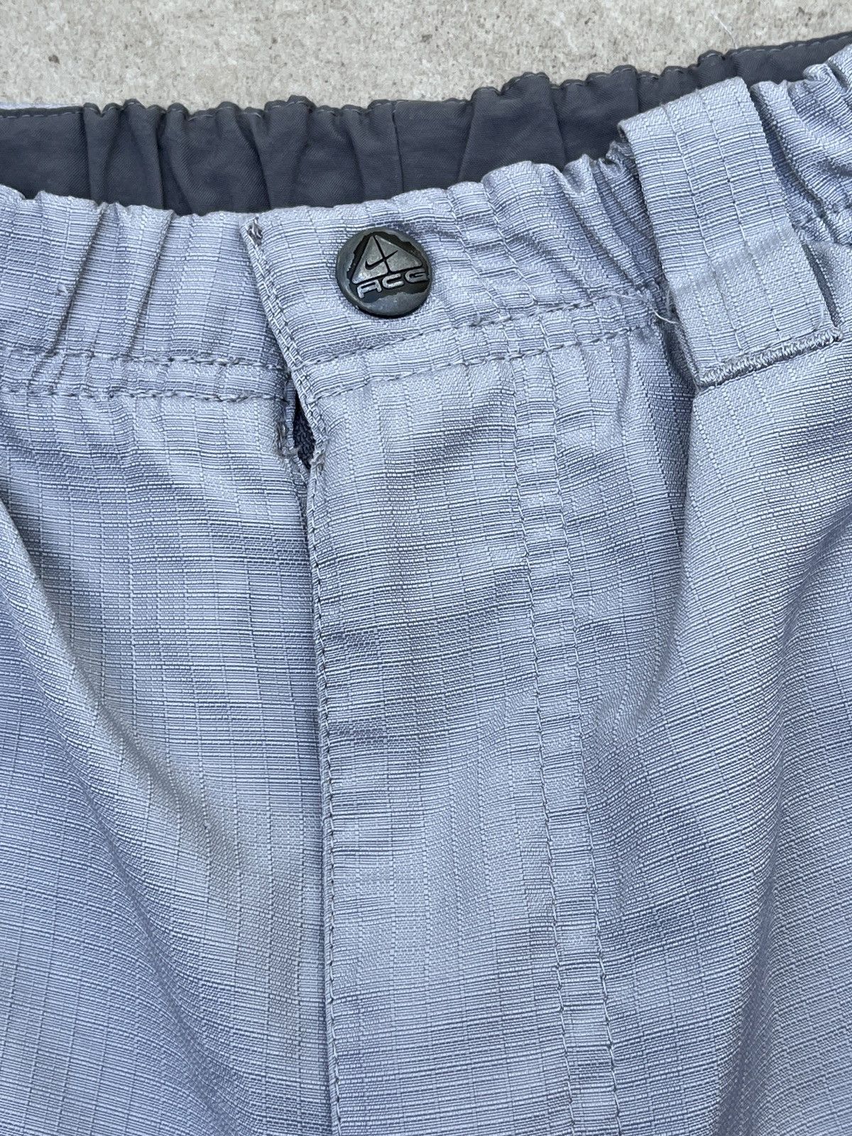 Nike ACG Nike ACG Shorts Cargo Multipockets Y2K Size US 30 / EU 46 - 4 Thumbnail
