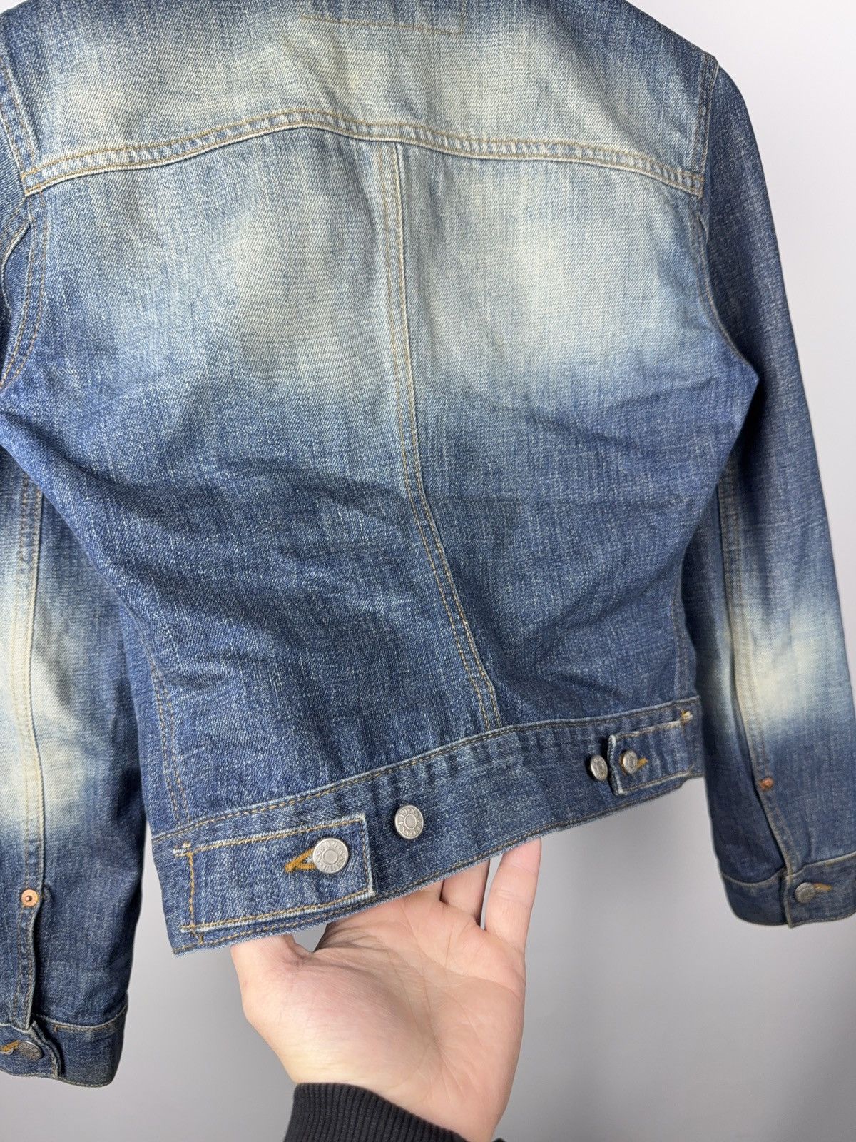 Guess 00s Sexy Vintage Guess Jeans Vintage XS Denim Trucker Jacket Size XS / US 0-2 / IT 36-38 - 8 Thumbnail