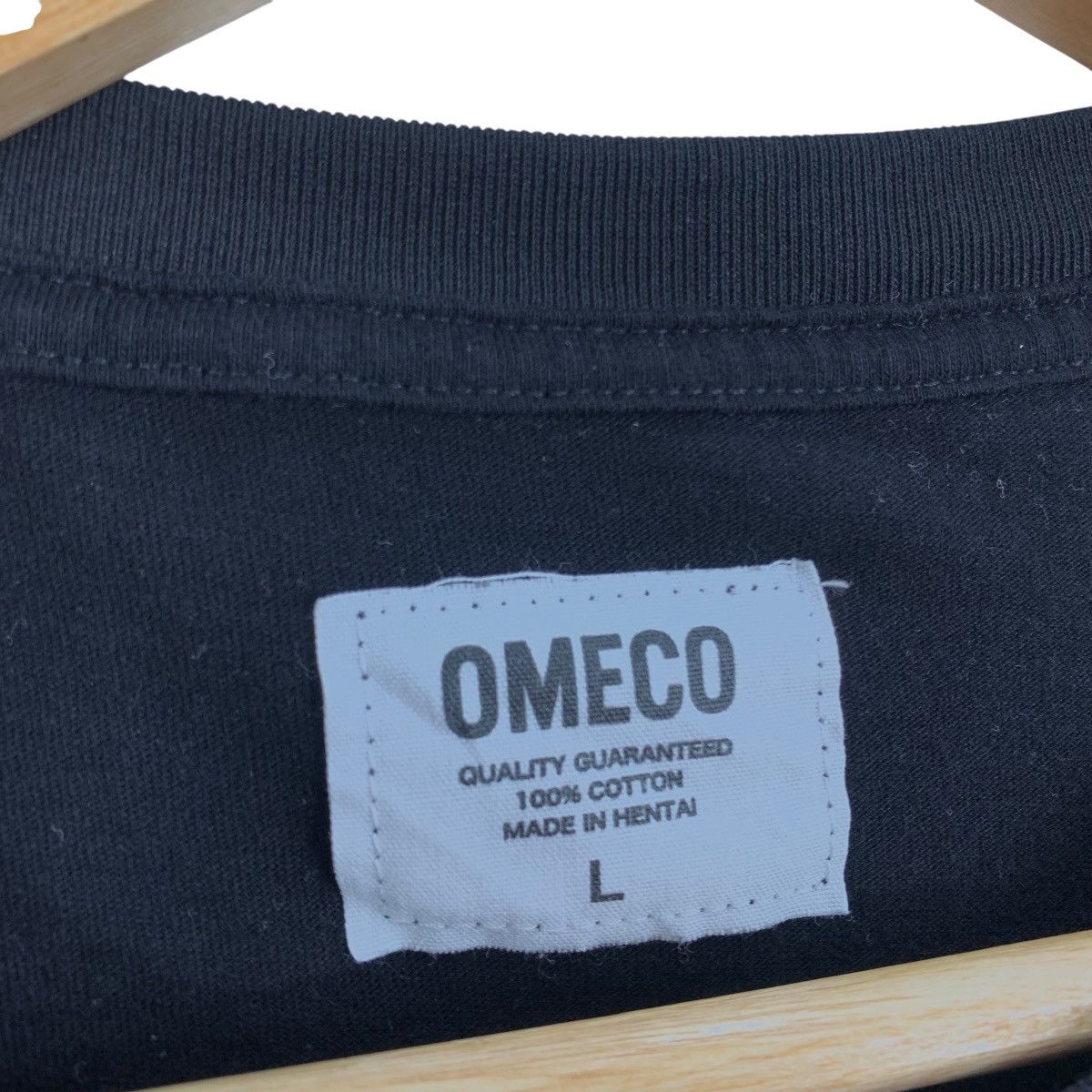 Japanese Brand OMECO Made In Hntai Japanese Brand Short Sleeve Tshirt Size US L / EU 52-54 / 3 - 4 Thumbnail