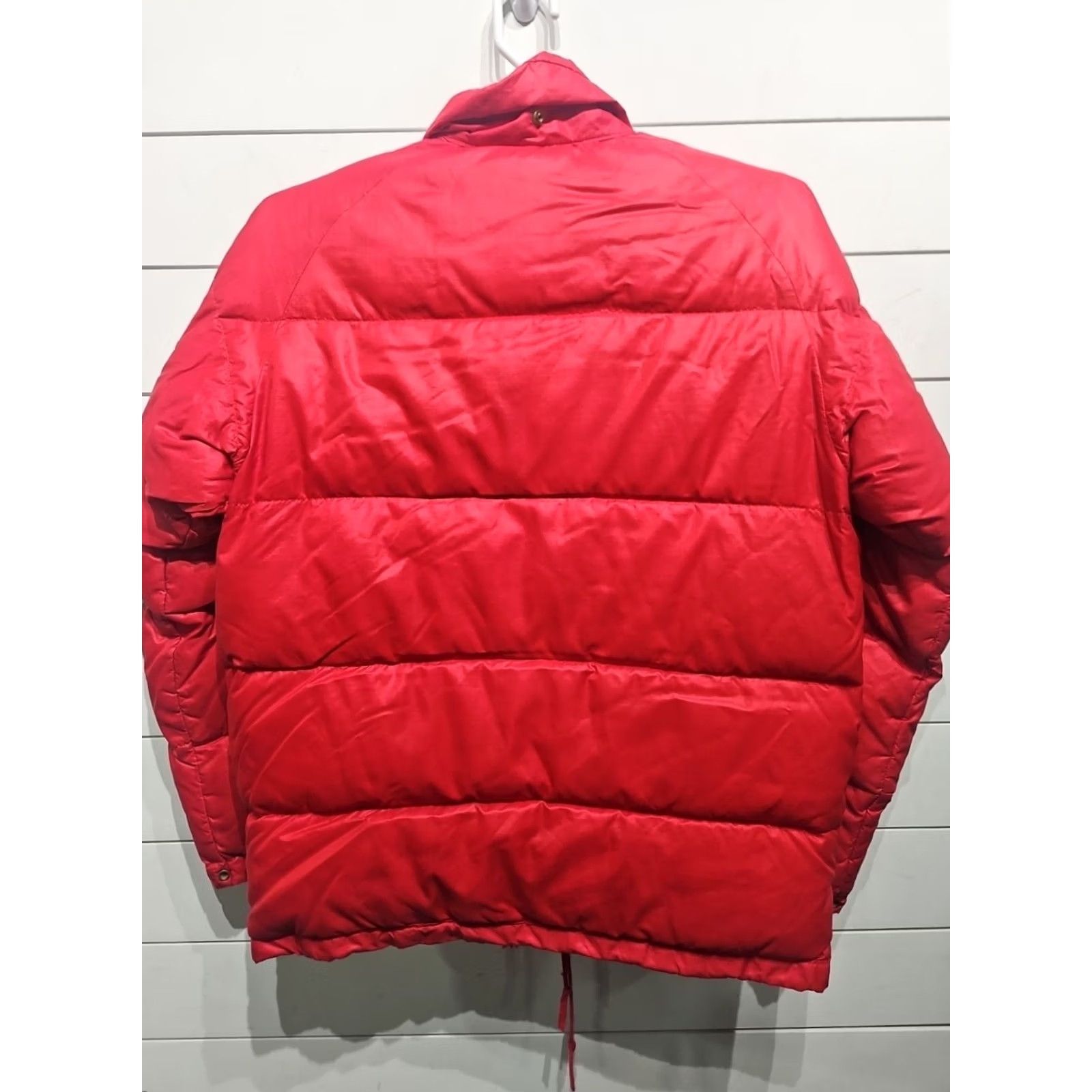 Vintage VINTAGE Alpine Design Puffer Jacket Mens M Red Nylon Western 70s 80s Skiing Coat Size US M / EU 48-50 / 2 - 8 Thumbnail