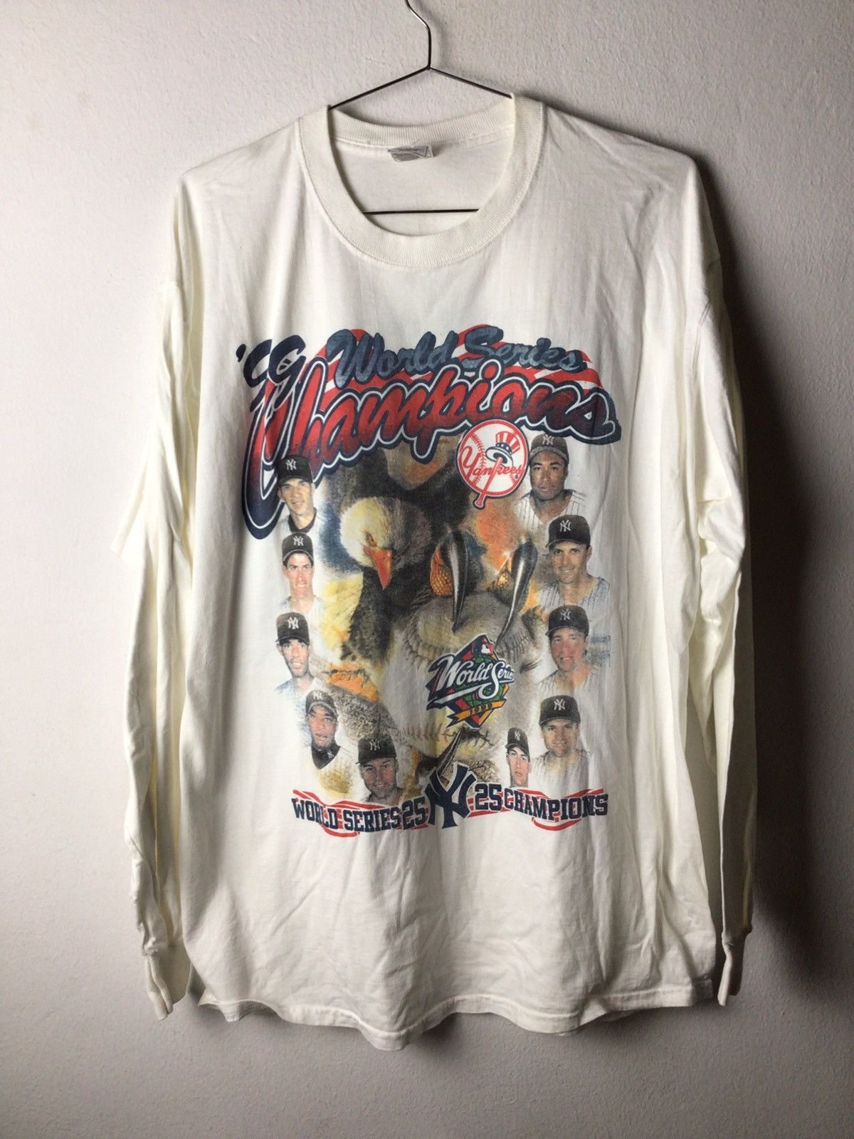 MLB MLB New York Yankees 1999 World Series Champions rap tee Size US XL / EU 56 / 4 - 1 Thumbnail