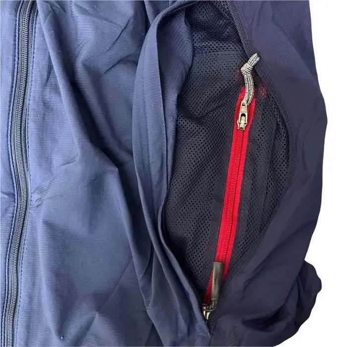 The North Face Vtg THE NORTH FACE Flight Series Blue Jacket Hoodie Size US L / EU 52-54 / 3 - 5 Thumbnail