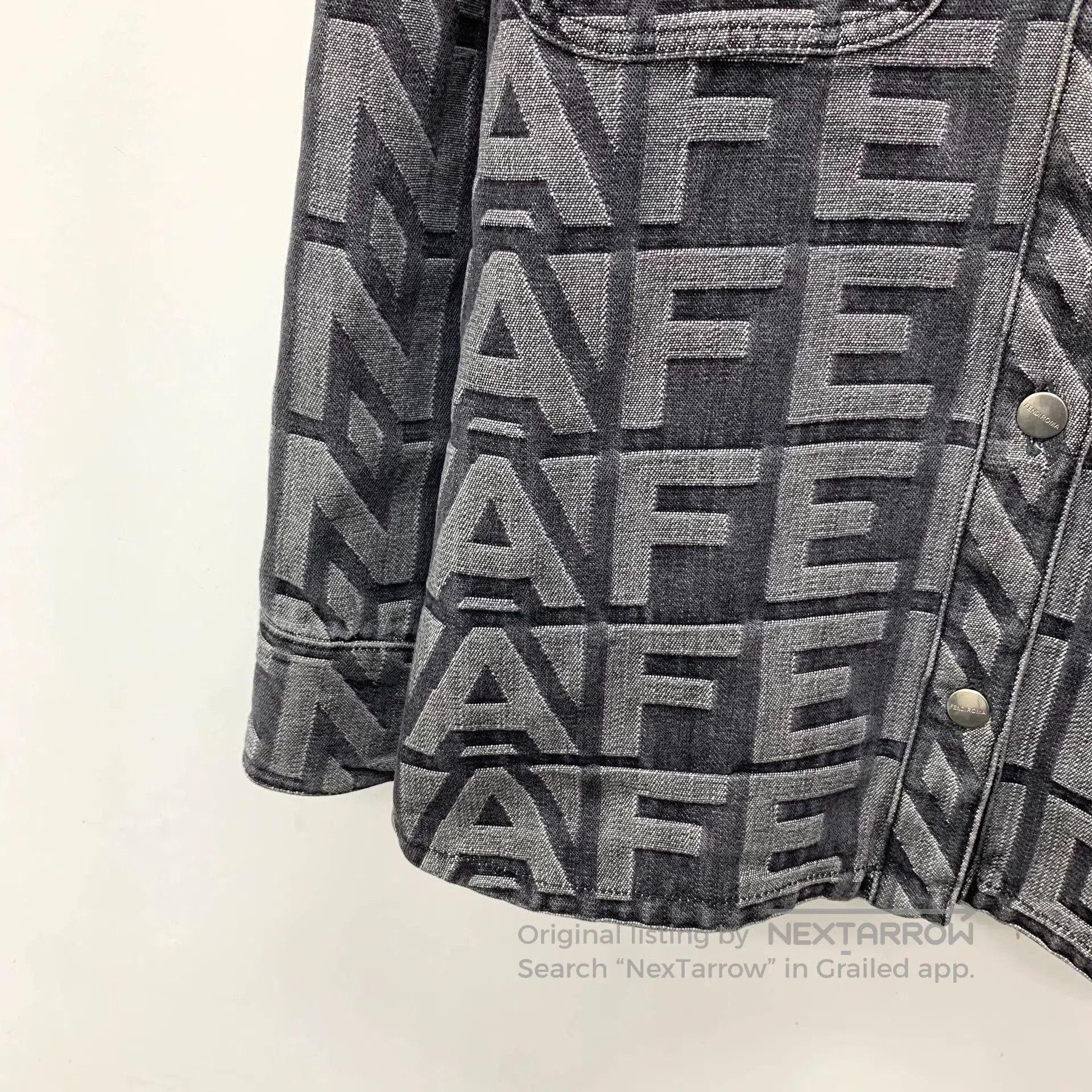 Fendi fendi gray logo long sleeve denim shirt. Size US M / EU 48-50 / 2 - 4 Thumbnail