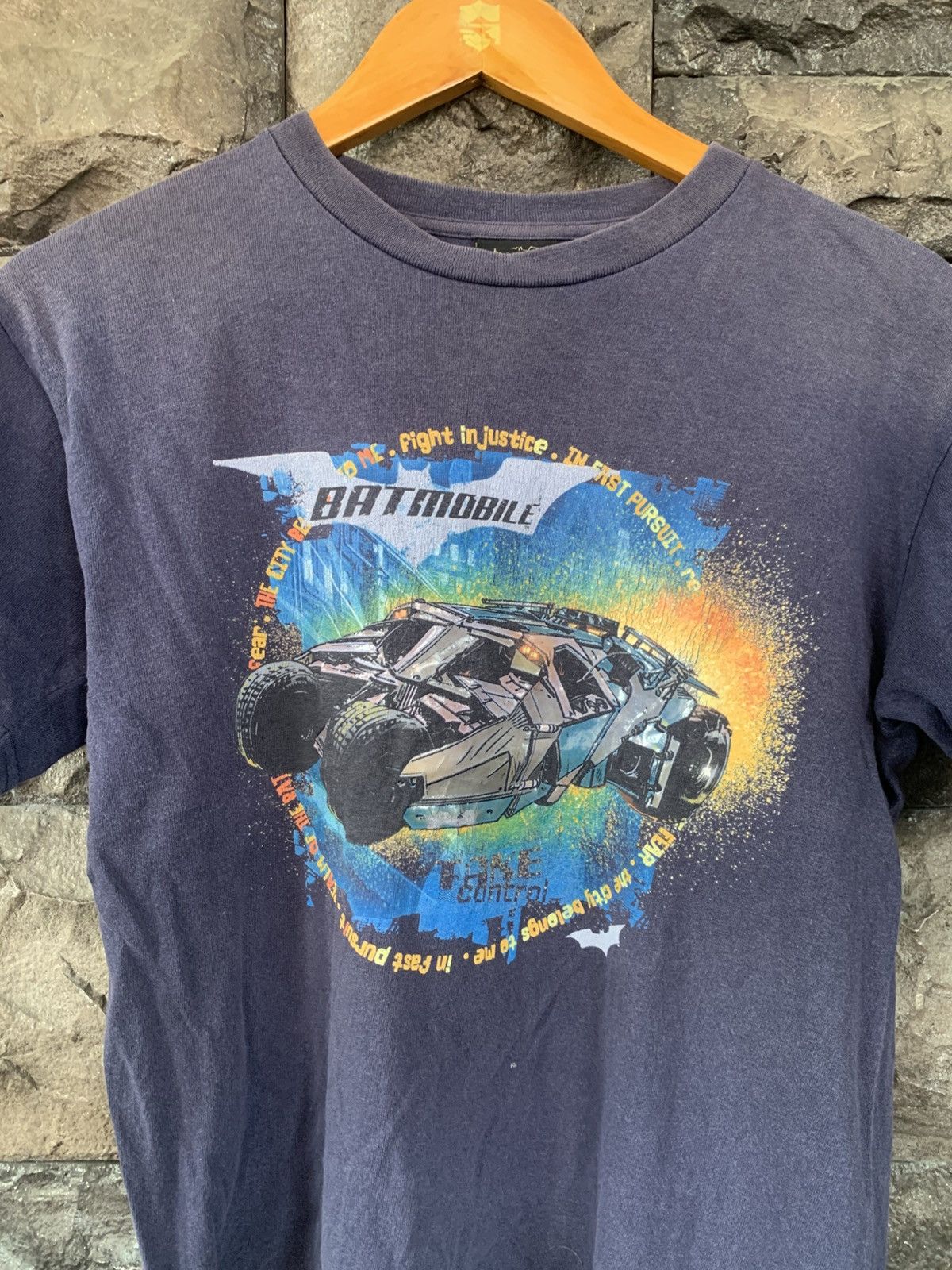 DC Comics × Vintage Vintage Batman Begins Batmobile Action Movie T shirt Size US S / EU 44-46 / 1 - 2 Thumbnail