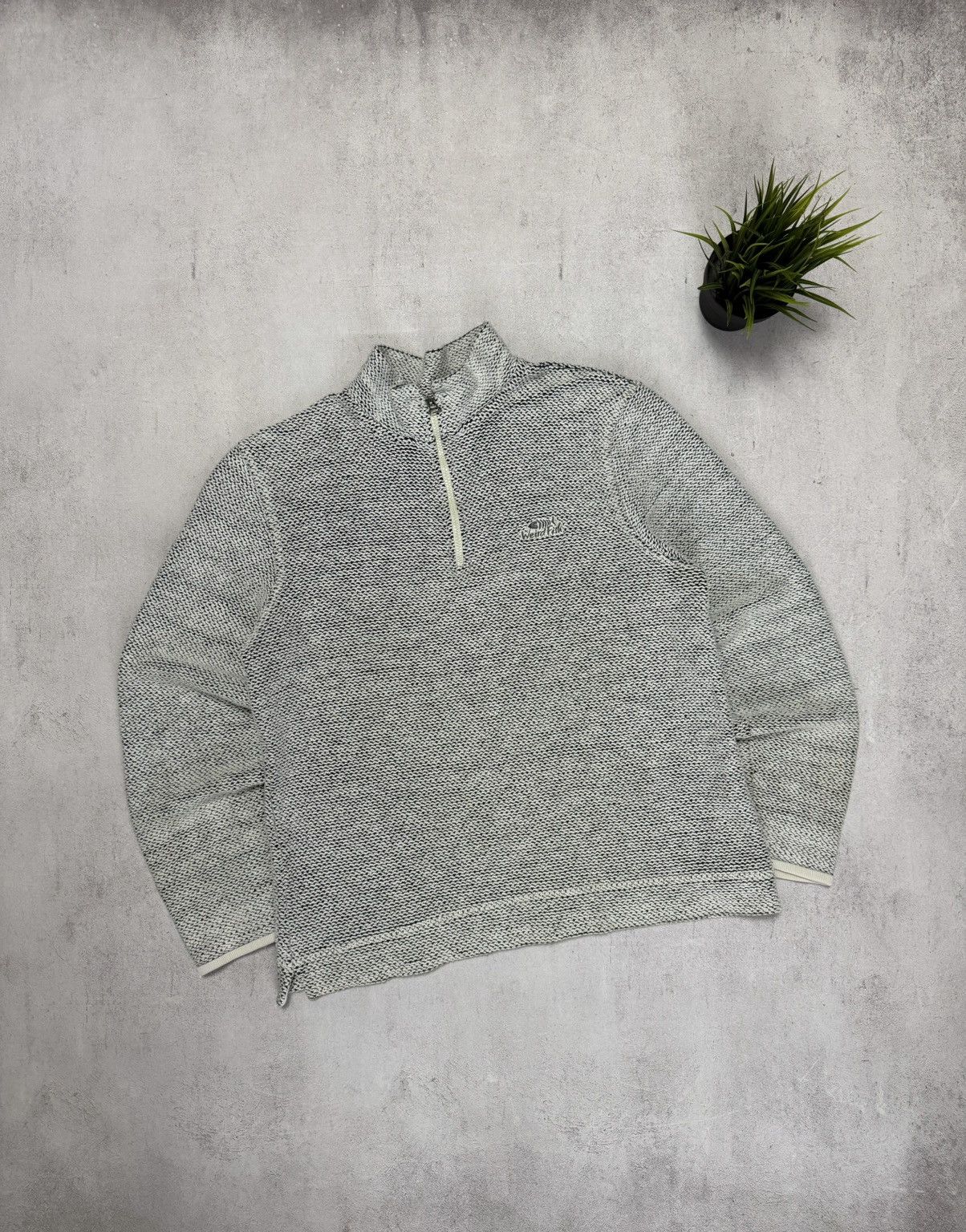 Japanese Brand × Vintage Vintage Weird Fish Sweatshirt Knit Sweater Baggy Y2K 90s Size US L / EU 52-54 / 3 - 1 Thumbnail