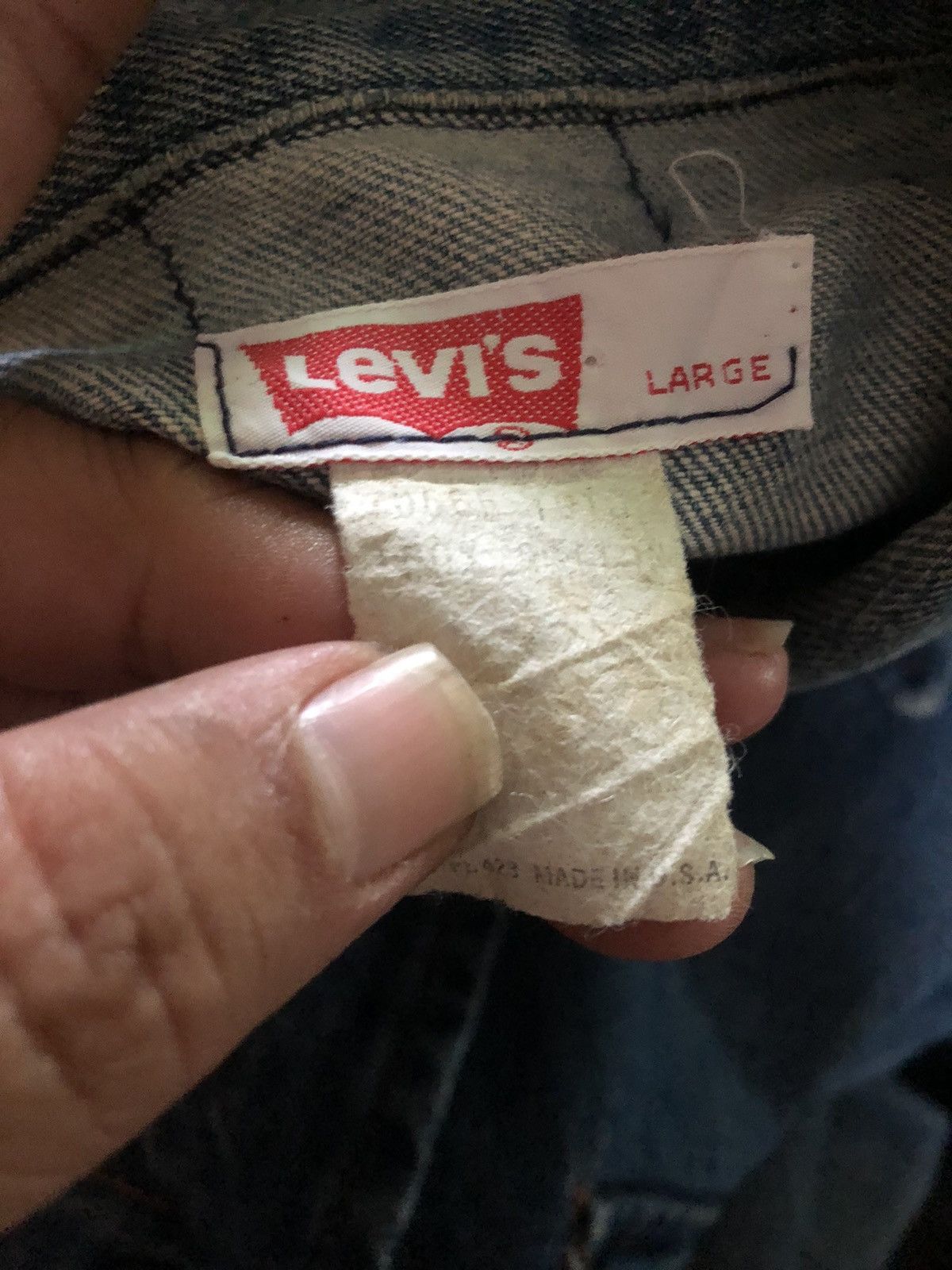 Levi's Vintage Clothing Vintage 70’s Levi’s Big E Orange Tag Chambray Shirt Size US L / EU 52-54 / 3 - 3 Thumbnail