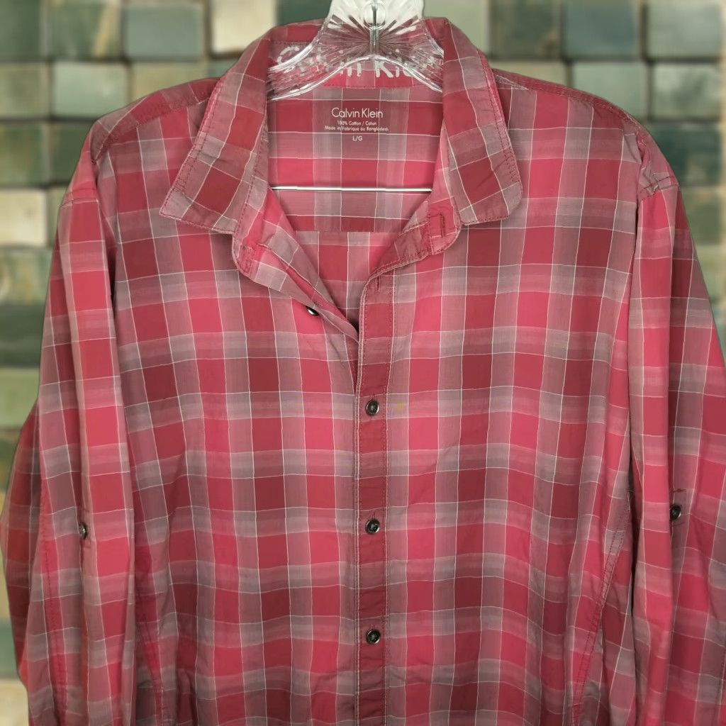 Calvin Klein Calvin Klein Mens Red Long Sleeve Button Up Size L Size US L / EU 52-54 / 3 - 1 Thumbnail