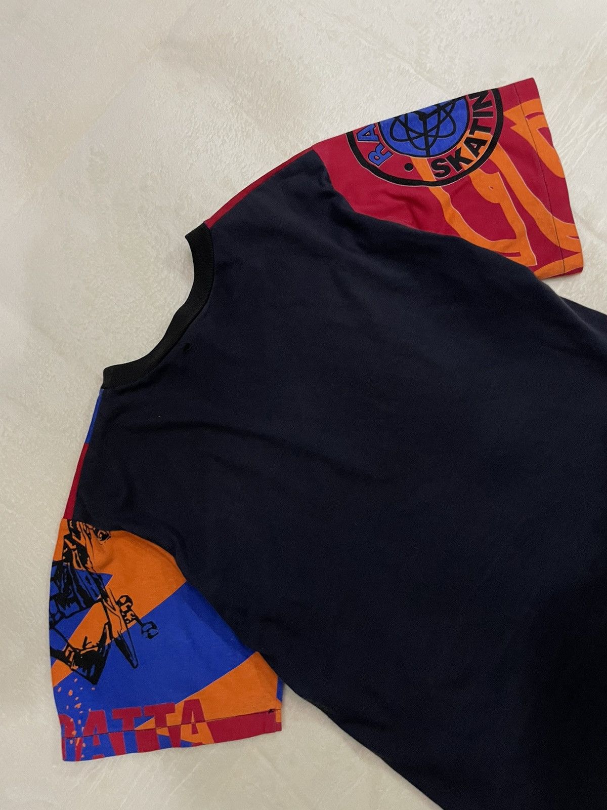 Vintage Vintage 80s Overprinted Skate T-shirt All Single Stitiching Size US S / EU 44-46 / 1 - 15 Thumbnail
