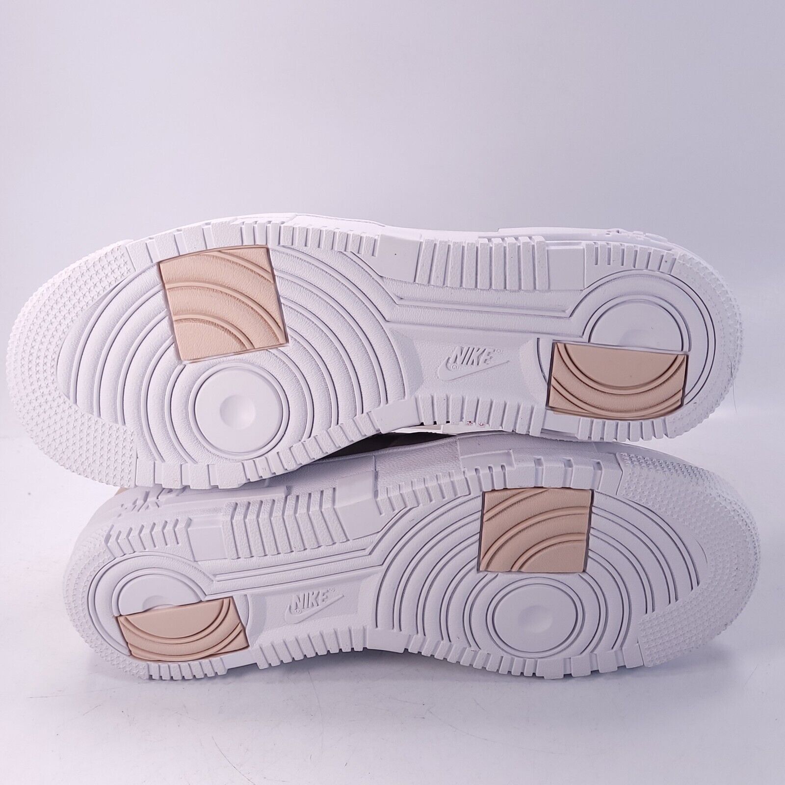 Nike Nike Air Force 1 Pixel Shoe Womens Size 10 CK6649-200 Beige Size US 10 / IT 40 - 7 Thumbnail
