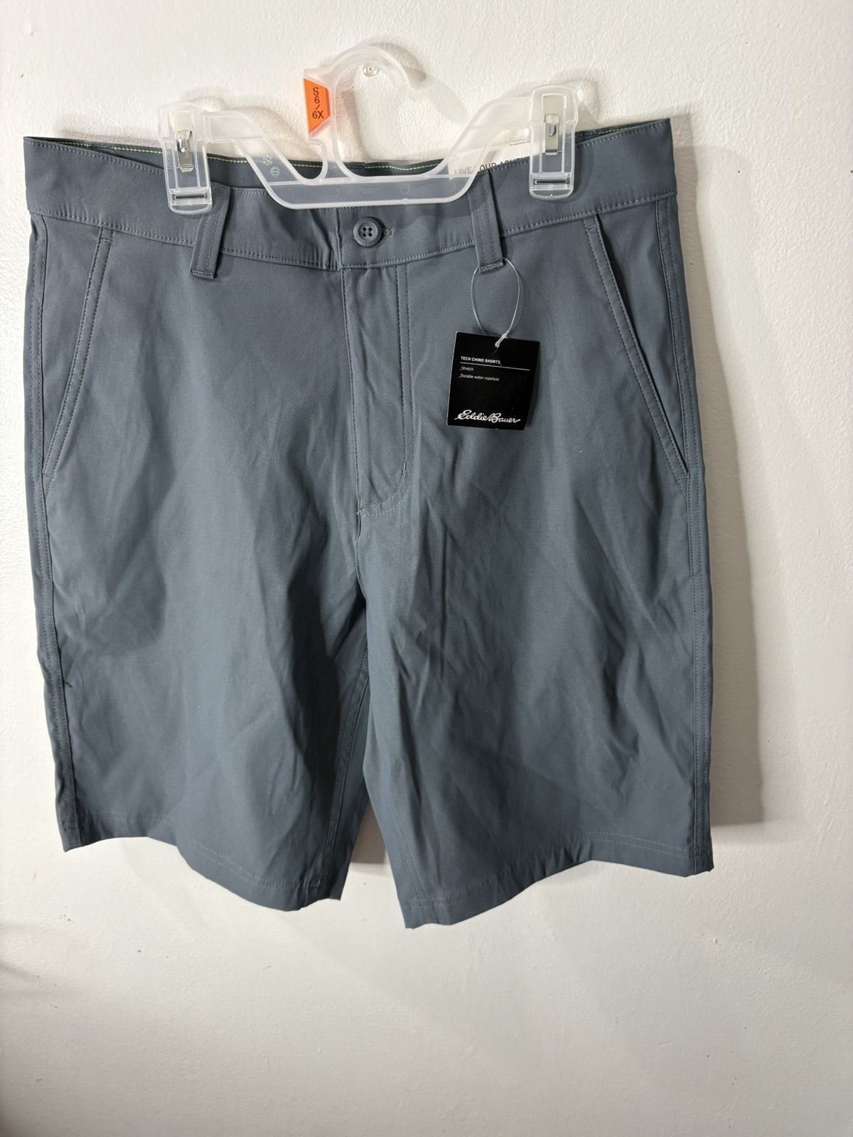 Eddie Bauer NWT Eddie bower shorts size 30 tech chino Size US 30 / EU 46 - 2 Thumbnail