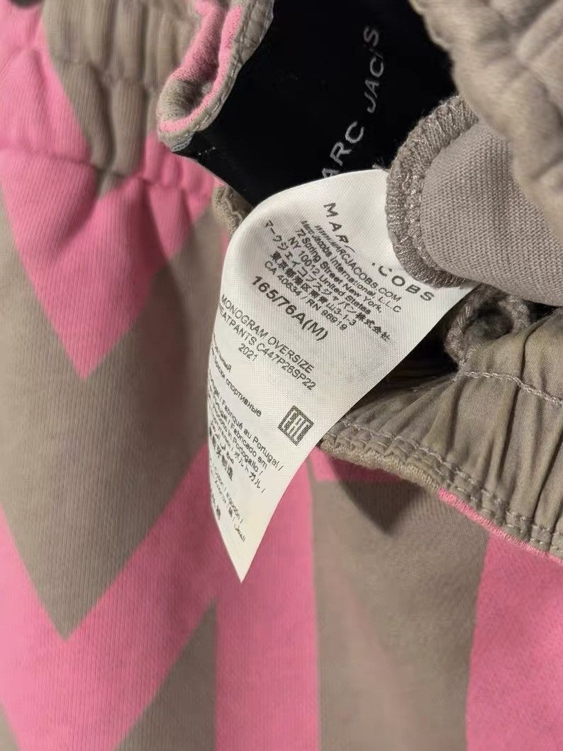 Marc Jacobs Marc Jacobs Runway Monogram Oversize Hoodie & Pants Set Size M / US 6-8 / IT 42-44 - 7 Thumbnail