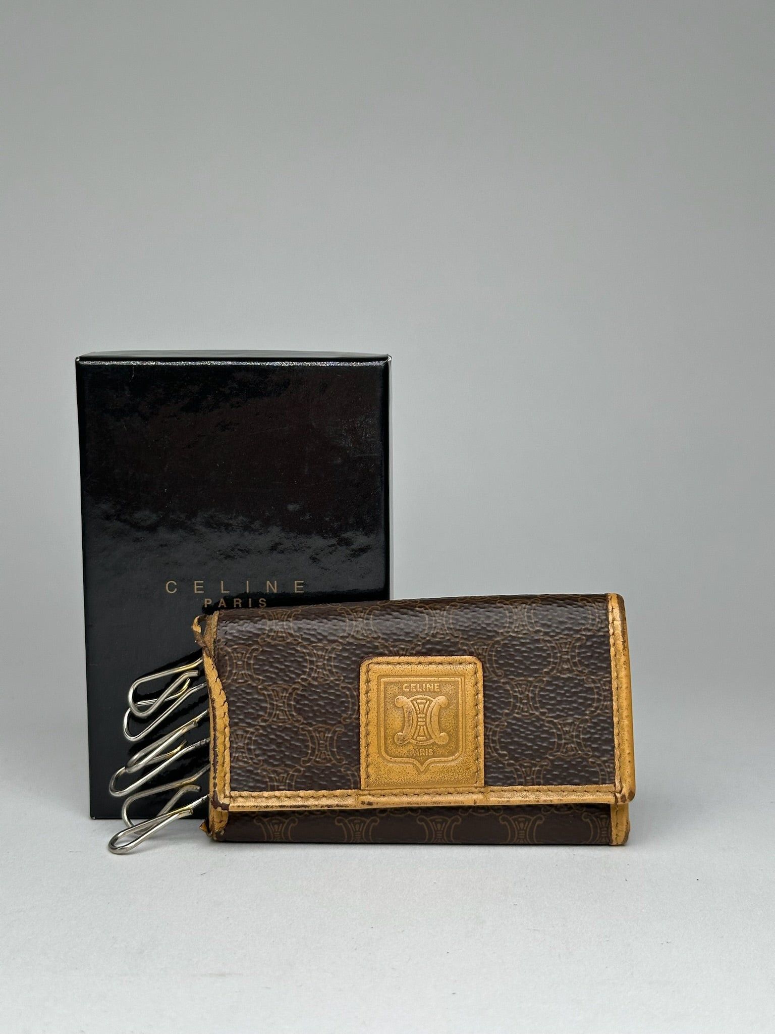 Celine Vintage Paris Leather Key Holder Brown Size ONE SIZE - 1 Thumbnail