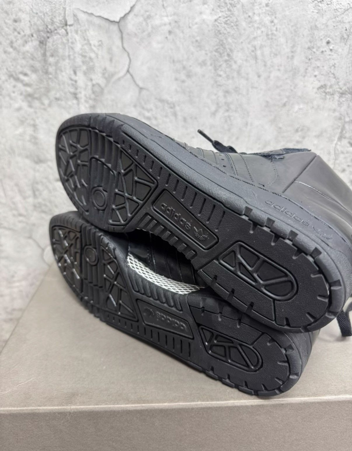 Adidas Adidas Jeremy Scott Wings 2.0 K37 Size US 9.5 / EU 42-43 - 6 Thumbnail