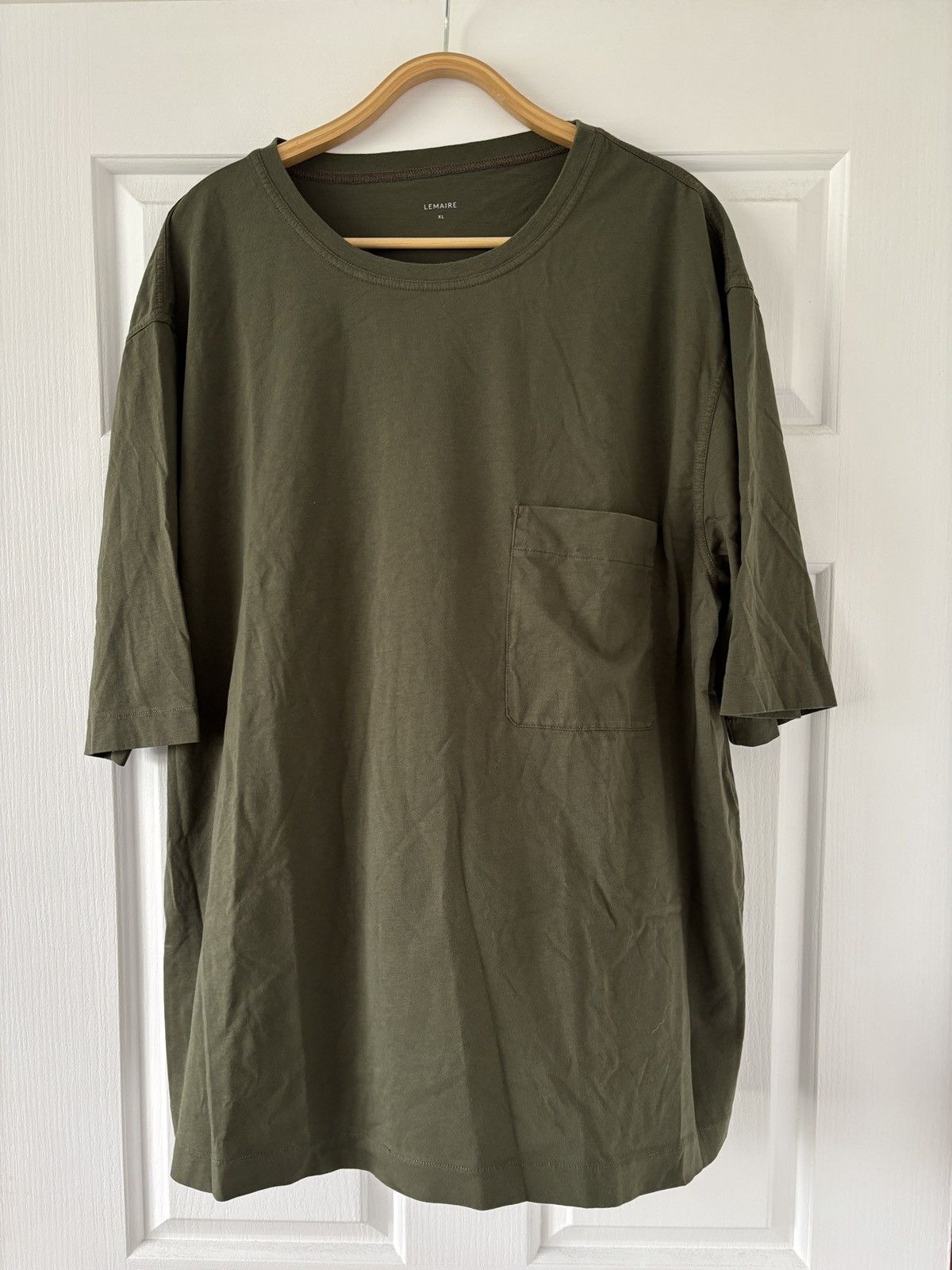Lemaire SS Patch pocket tee, khaki green, XL Size US XL / EU 56 / 4 - 1 Thumbnail