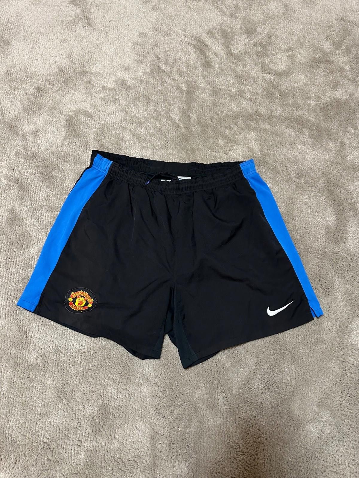 Nike Manchester United 2009/10 Away Football Soccer Shorts Nike Size US 34 / EU 50 - 1 Thumbnail